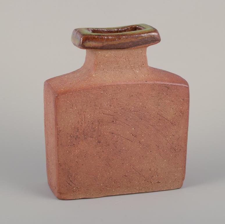 Svedese Curt Magnus Addin, studio proprio. Vaso in ceramica, anni '70 in vendita