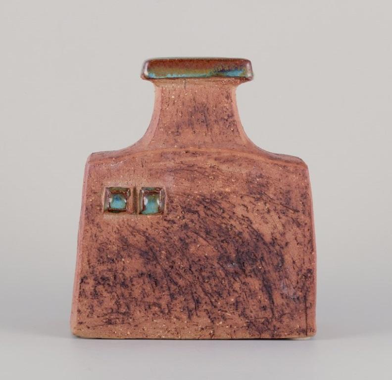 Scandinavian Modern Curt Magnus Addin, Swedish artist. Ceramic vase in modernist style. For Sale