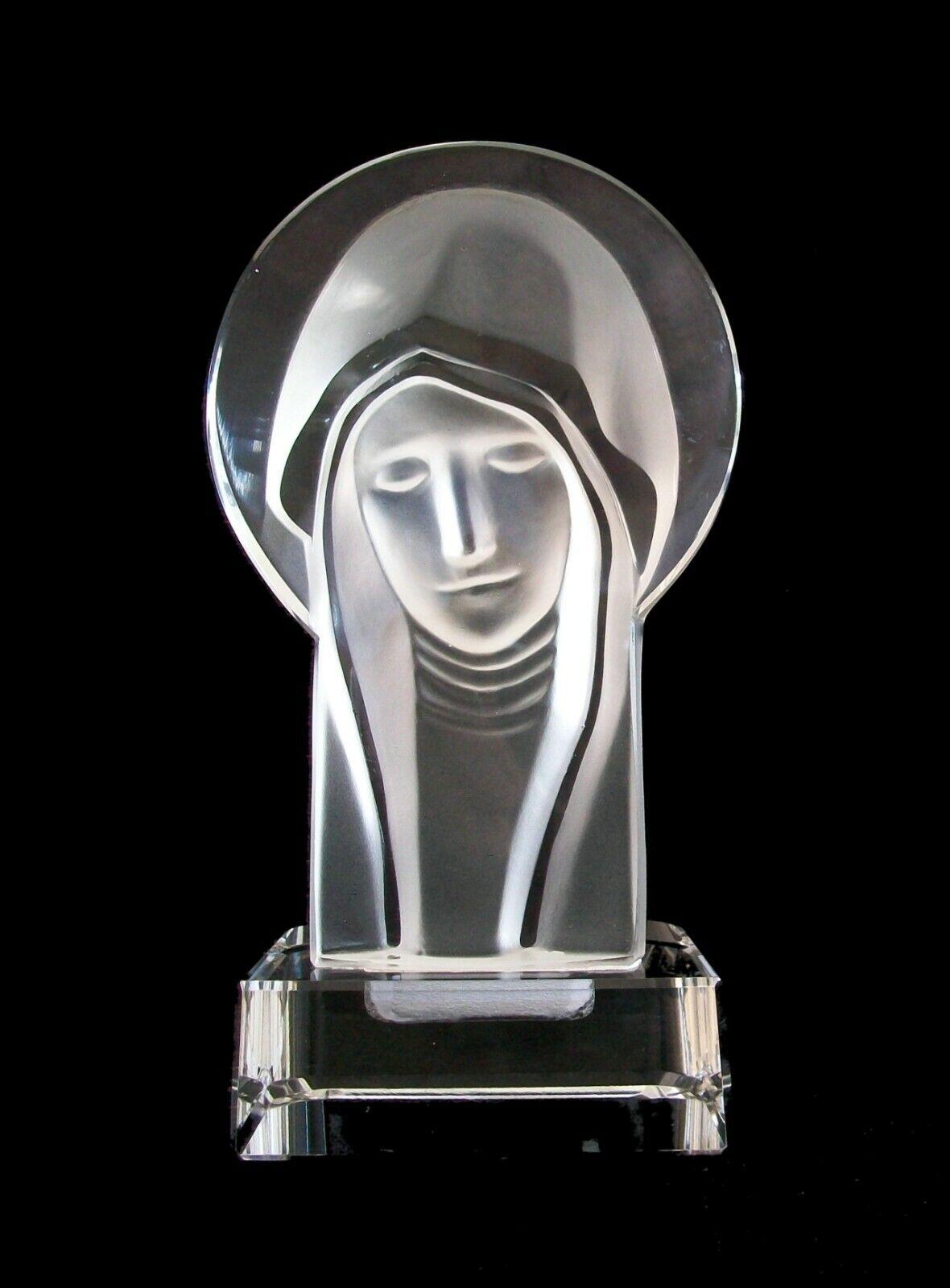 Molded Curt Schlevogt, Artur Pleva, 'Madonna' Glass Sculpture, C.R., circa 1930's