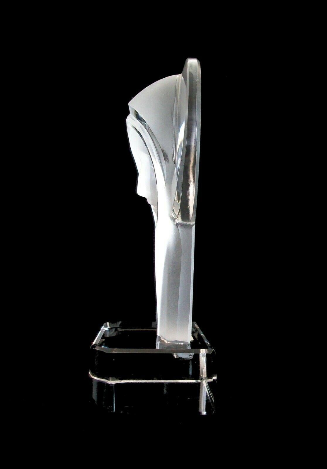 20th Century Curt Schlevogt, Artur Pleva, 'Madonna' Glass Sculpture, C.R., circa 1930's