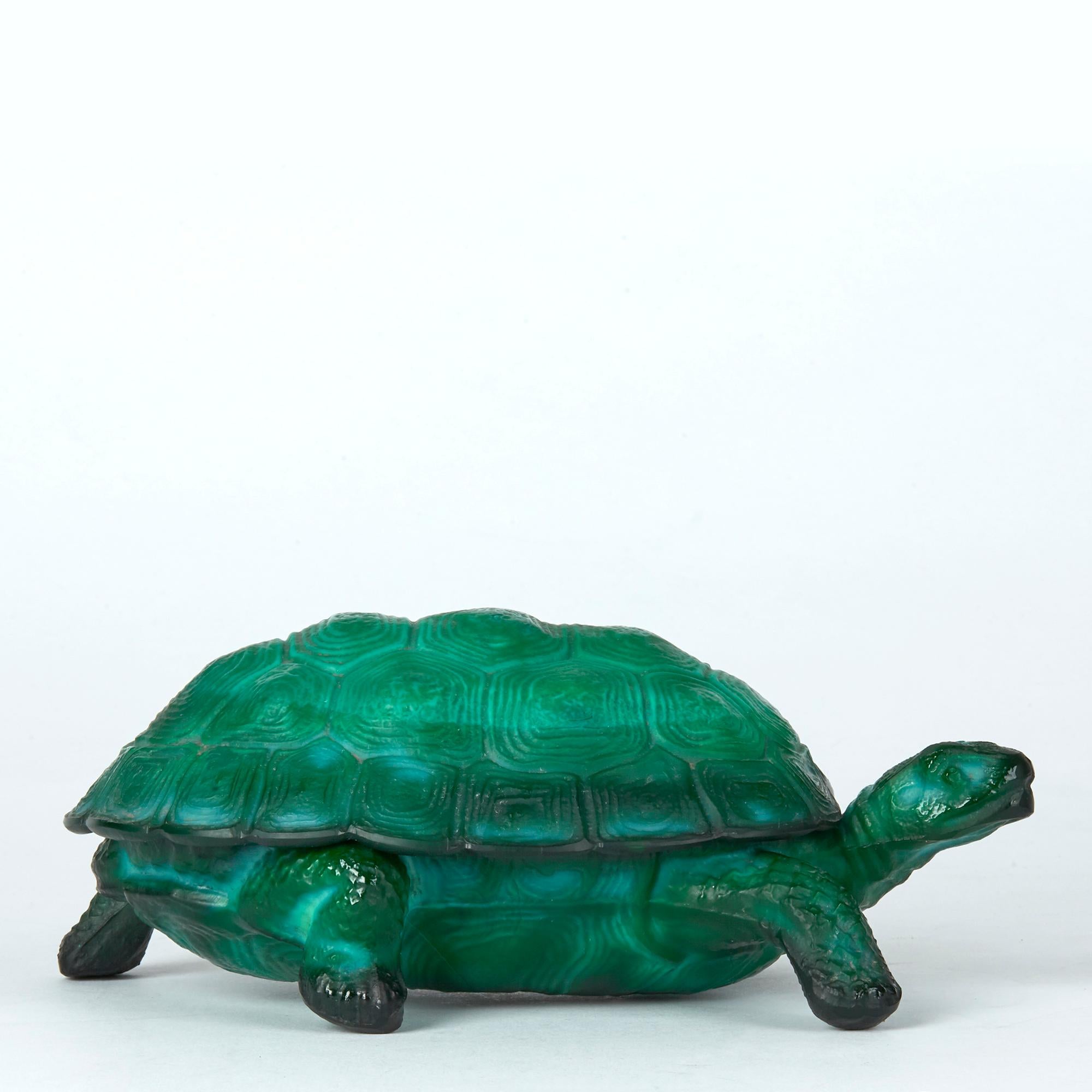 Art Glass Curt Schlevogt Bohemian Art Deco Malachite Glass Tortoise Container