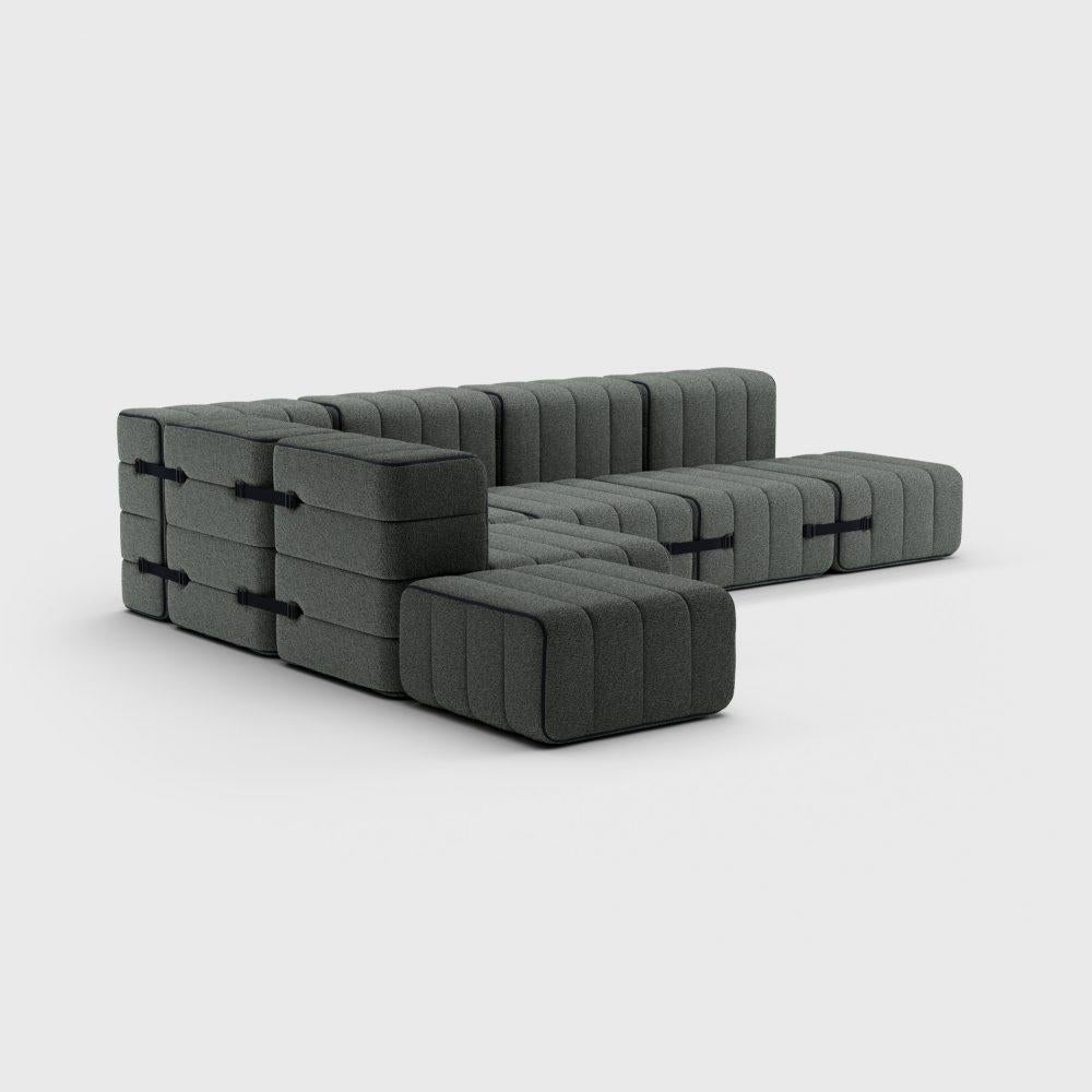 Enough space for 12 Monkeys.

If the lockdown takes a little longer, you need a comfortable base to loll around on. So that it doesn't get boring, the flexible sofa system enables to create a new living room every day. And if you can't go for a walk