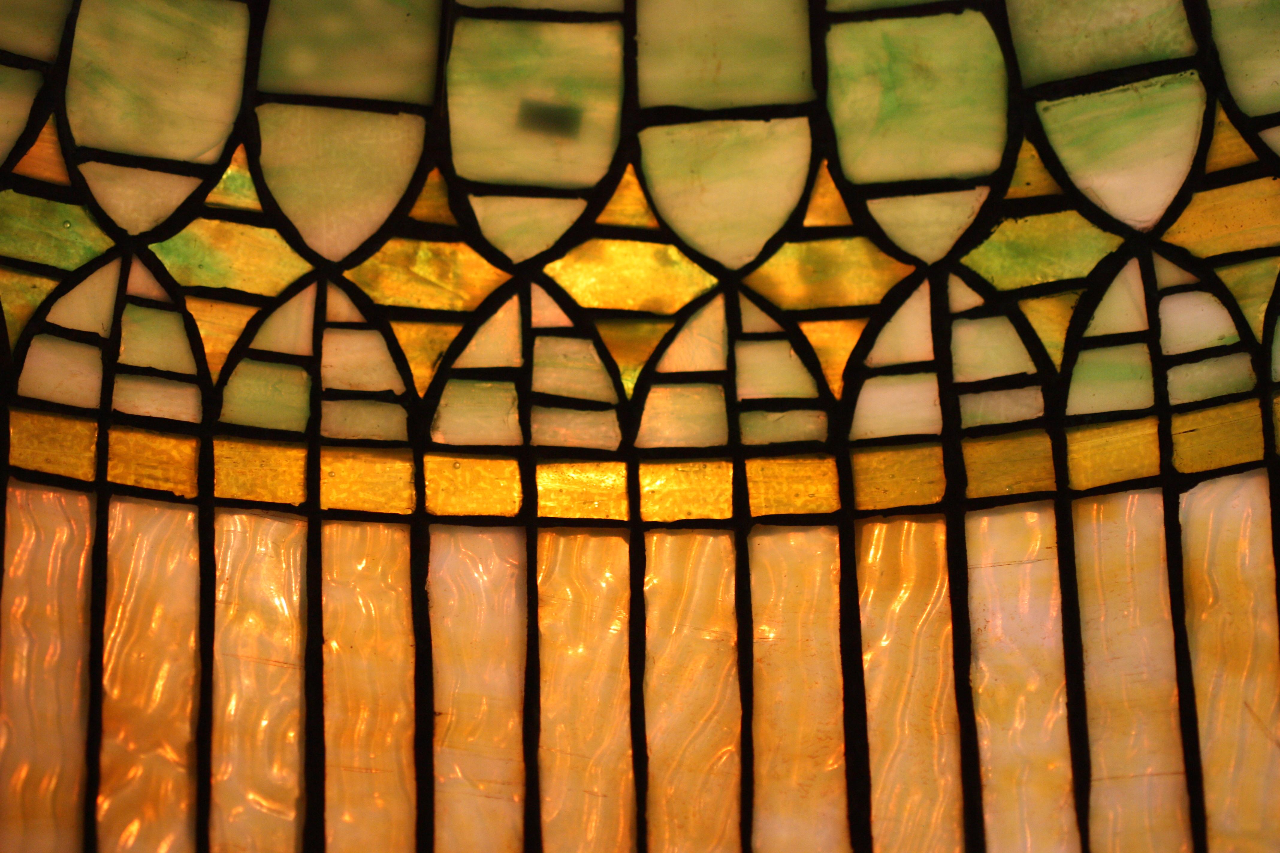 'Curtain Border' Chandelier, Stamped Tiffany Studios, Christie's NY Provenance In Good Condition For Sale In West Palm Beach, FL