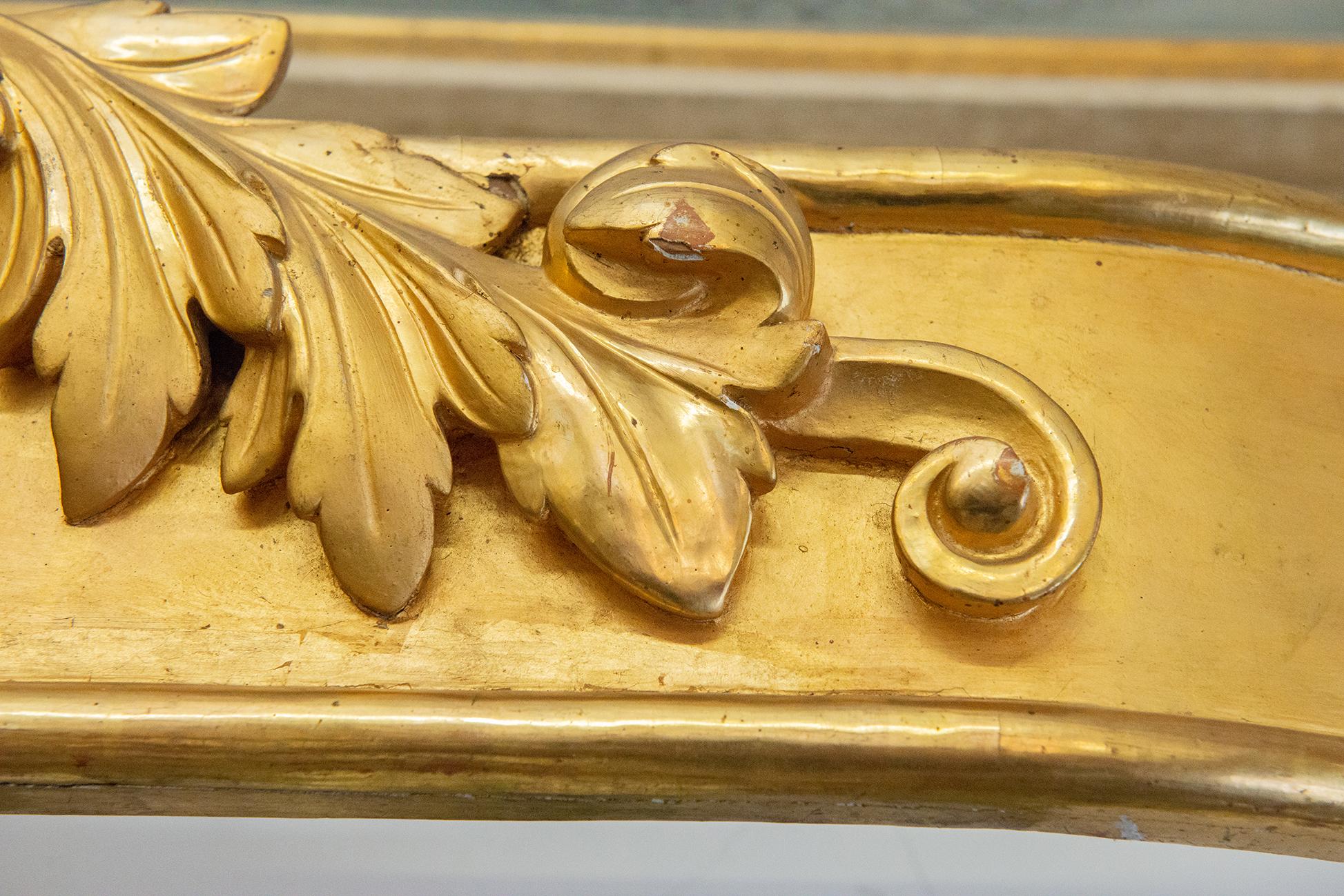 Louis XVI Curtain Rod in Gilded Wood with Rich Coping For Sale