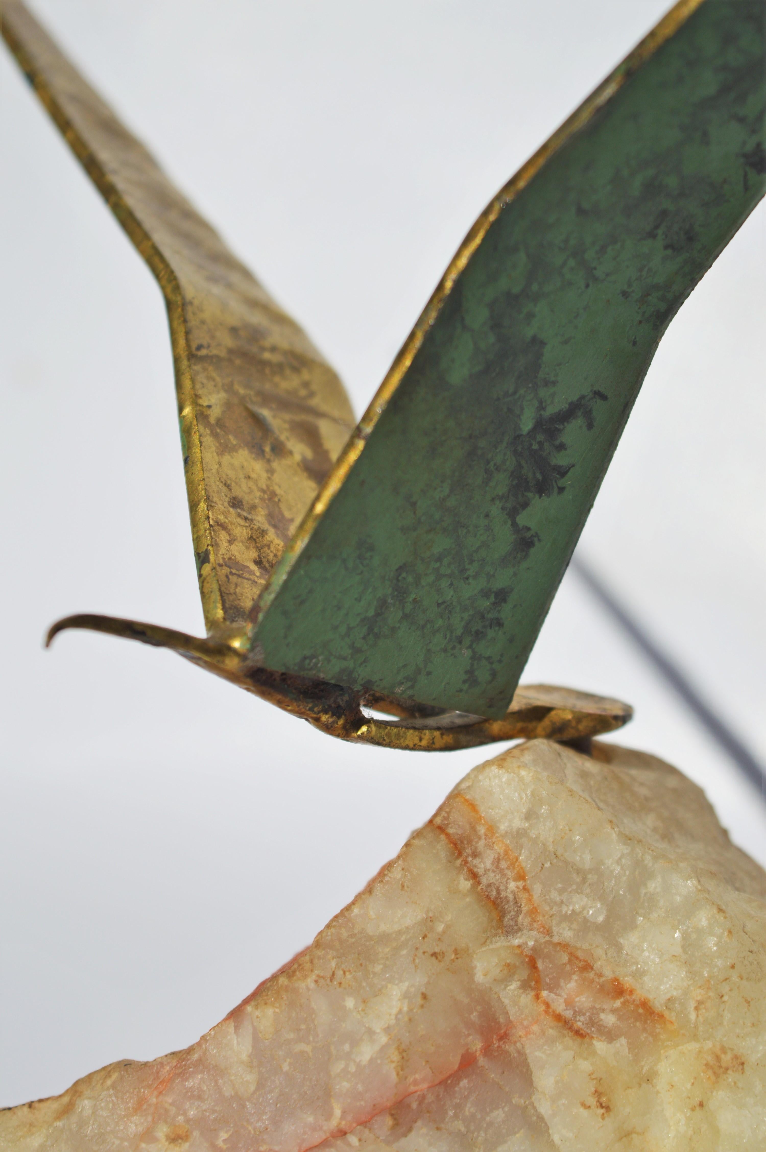 Curtis Jere 1968 Signed Minimalist Brass Bird in Flight on Quartz Base Metal Art In Good Condition For Sale In New Westminster, British Columbia