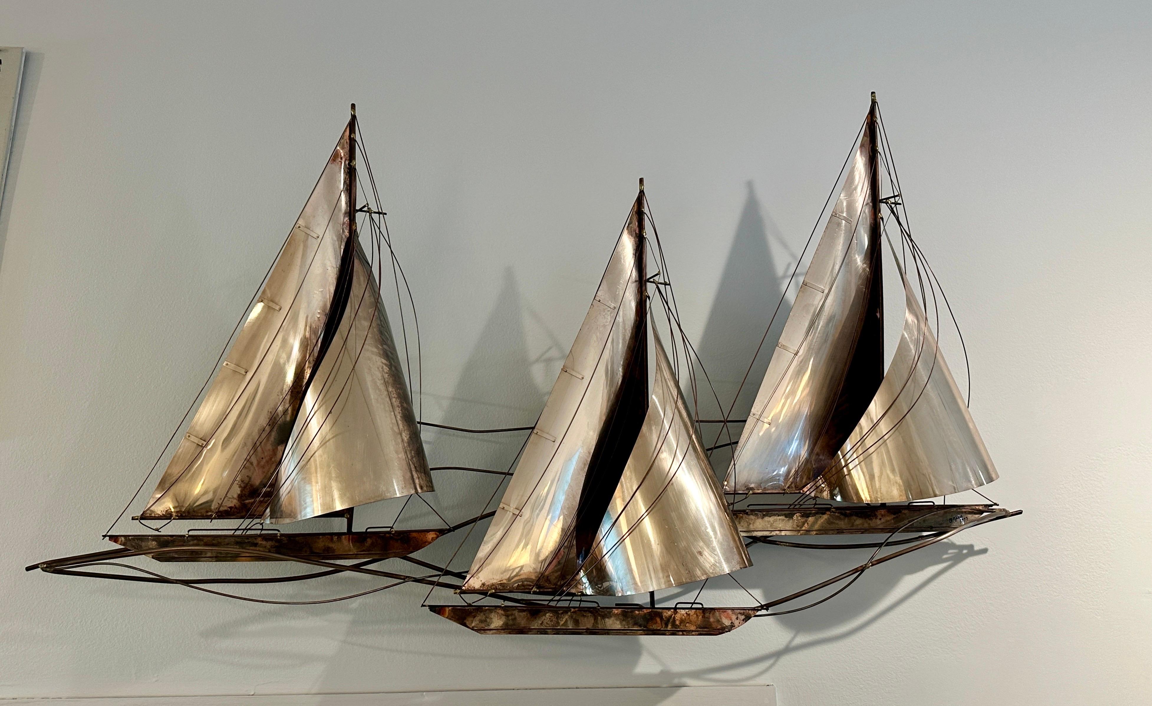 Fine XX secolo Scultura da parete di Curtis Jere 1977 Sailboats - FIRMATA in vendita