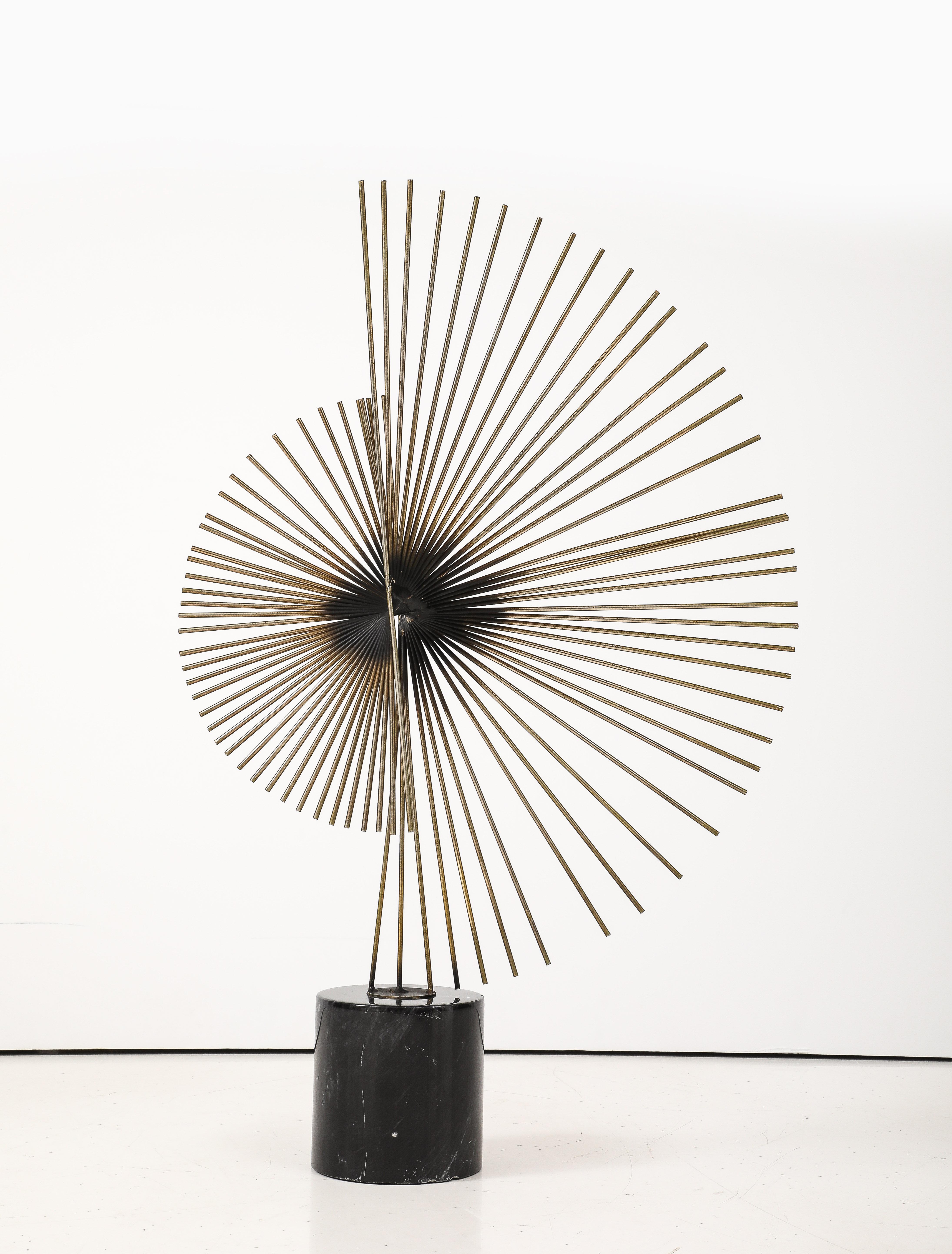 Américain Sculpture de table moderniste de Curtis Jere, 1989 en vente