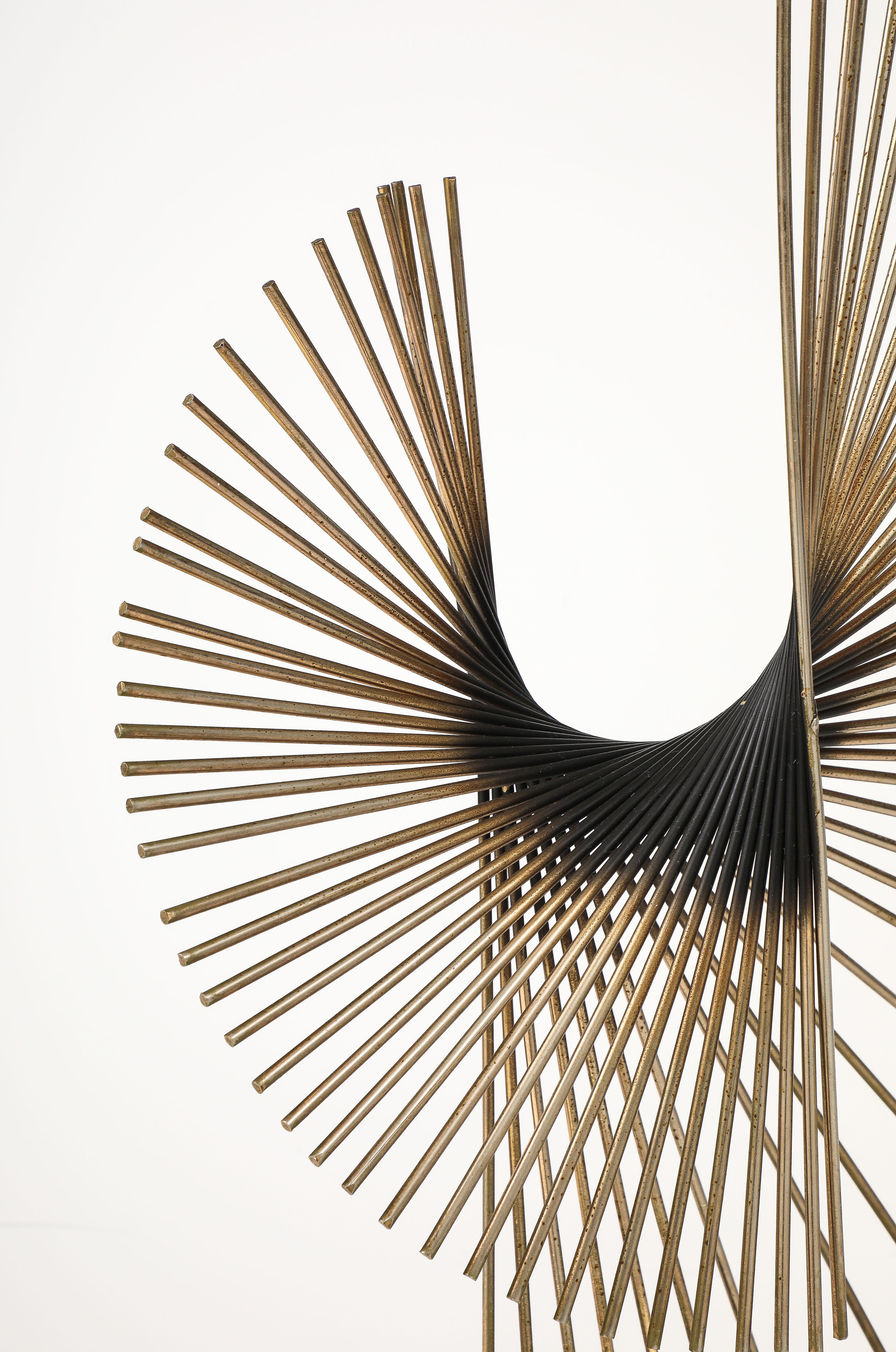 Sculpture de table moderniste de Curtis Jere, 1989 en vente 2