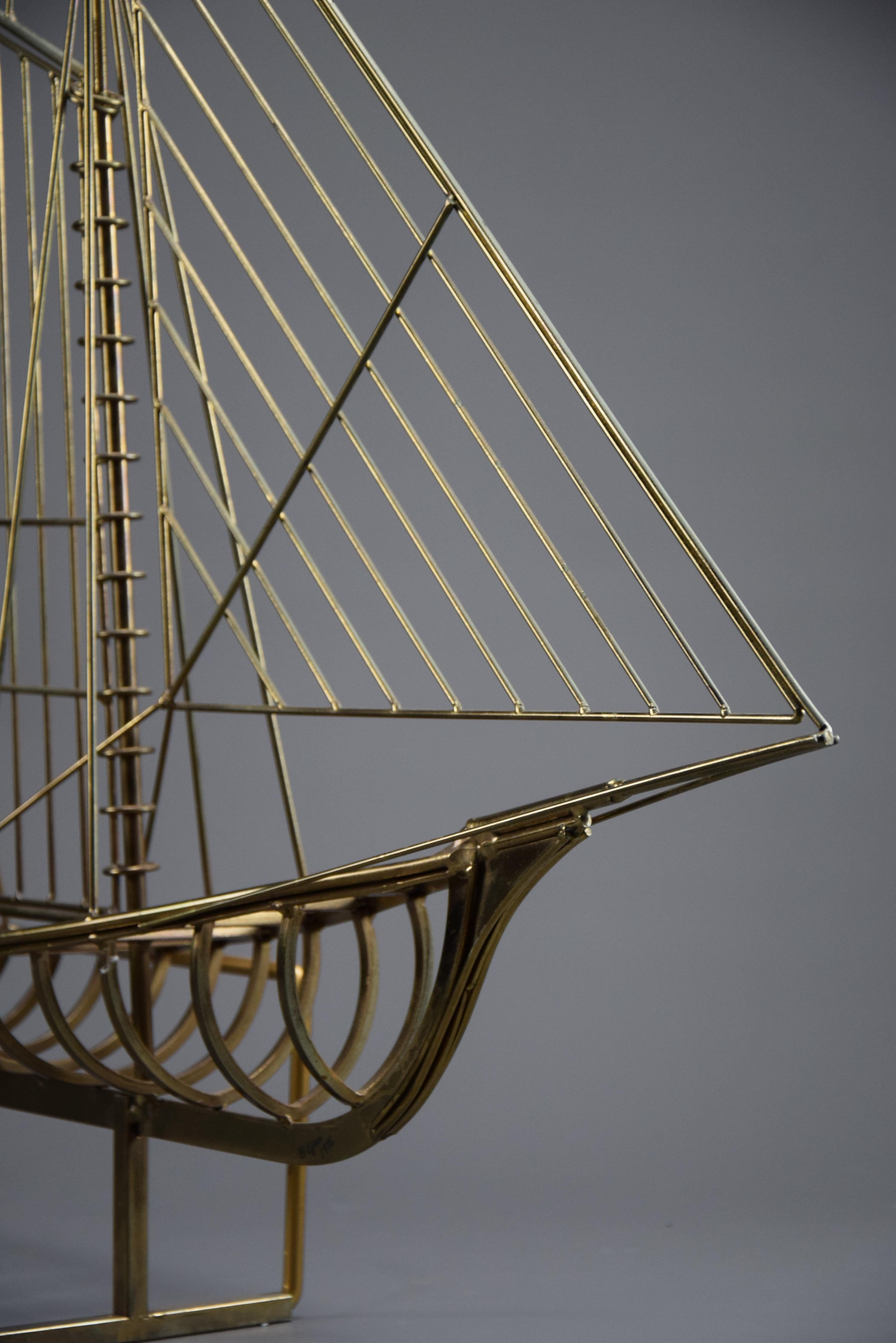 Curtis Jeré Brass Mid Century Modern Sculptural Signed Sailing Boat In Good Condition For Sale In Weesp, NL