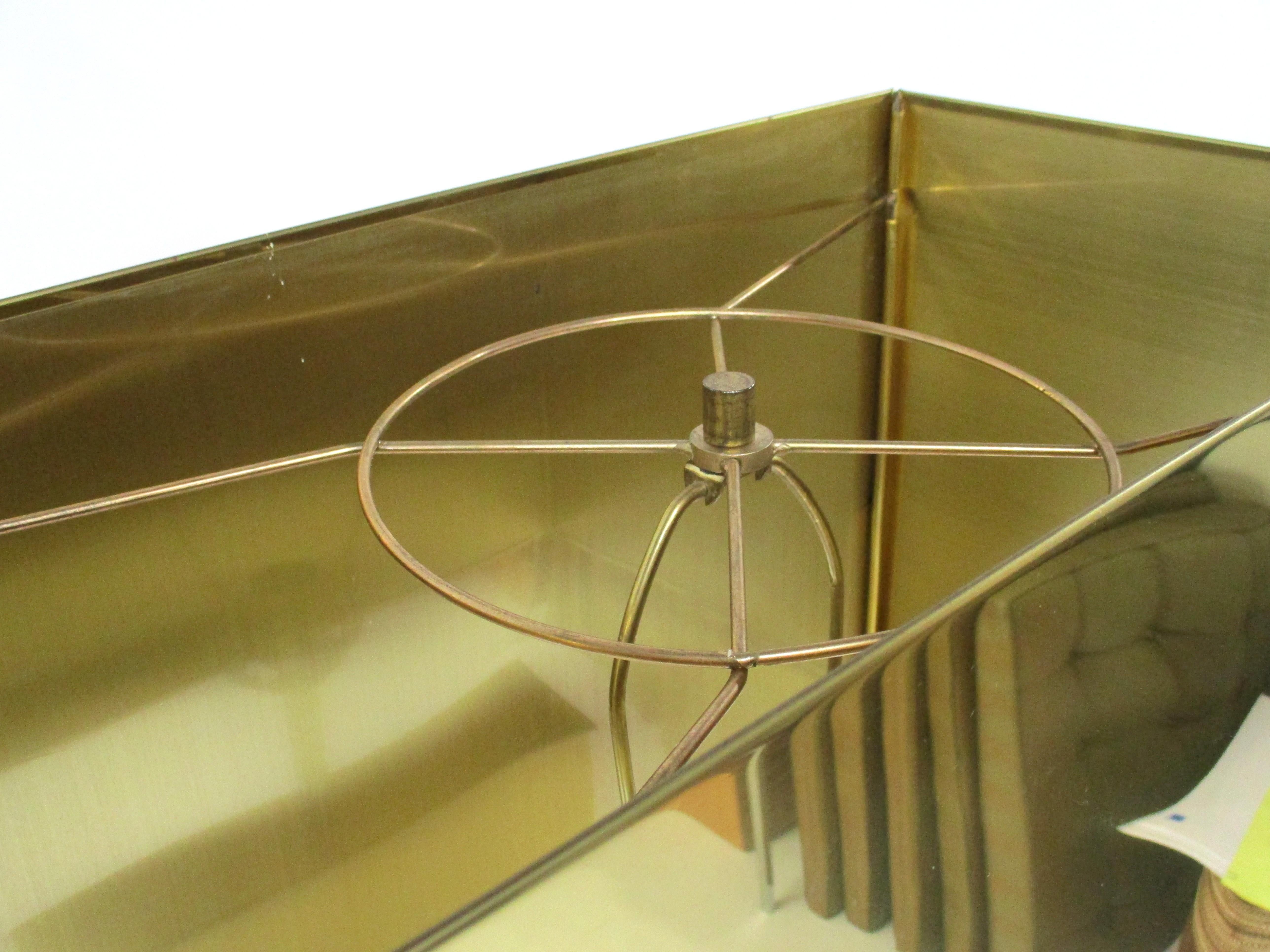 Curtis Jere Brass Box Shade Table Lamp In Good Condition For Sale In Cincinnati, OH