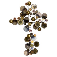 Hangende Wand-Kunstskulptur „Regentropfen“ aus Messing von Curtis Jere