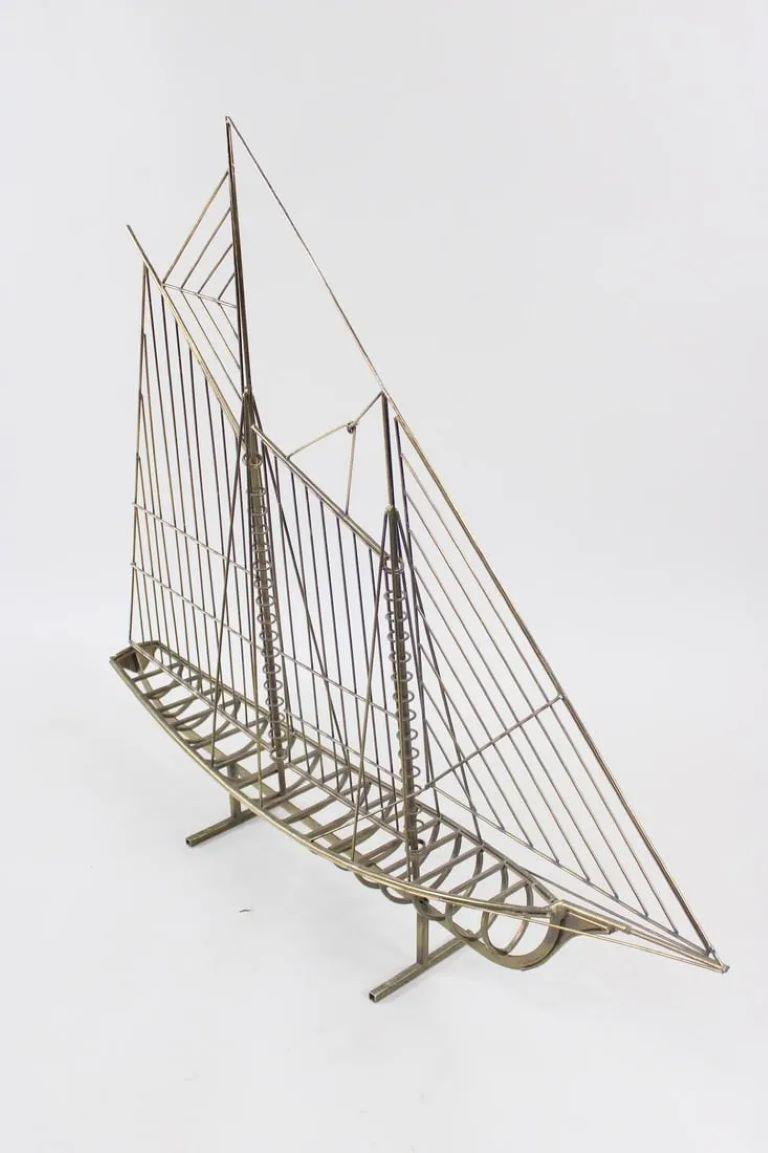 Escultura de barco de latón de Curtis Jere, firmada. Esta escultura de barco de Curtis Jere está soldada.  Bonito artículo para un coleccionista.   
