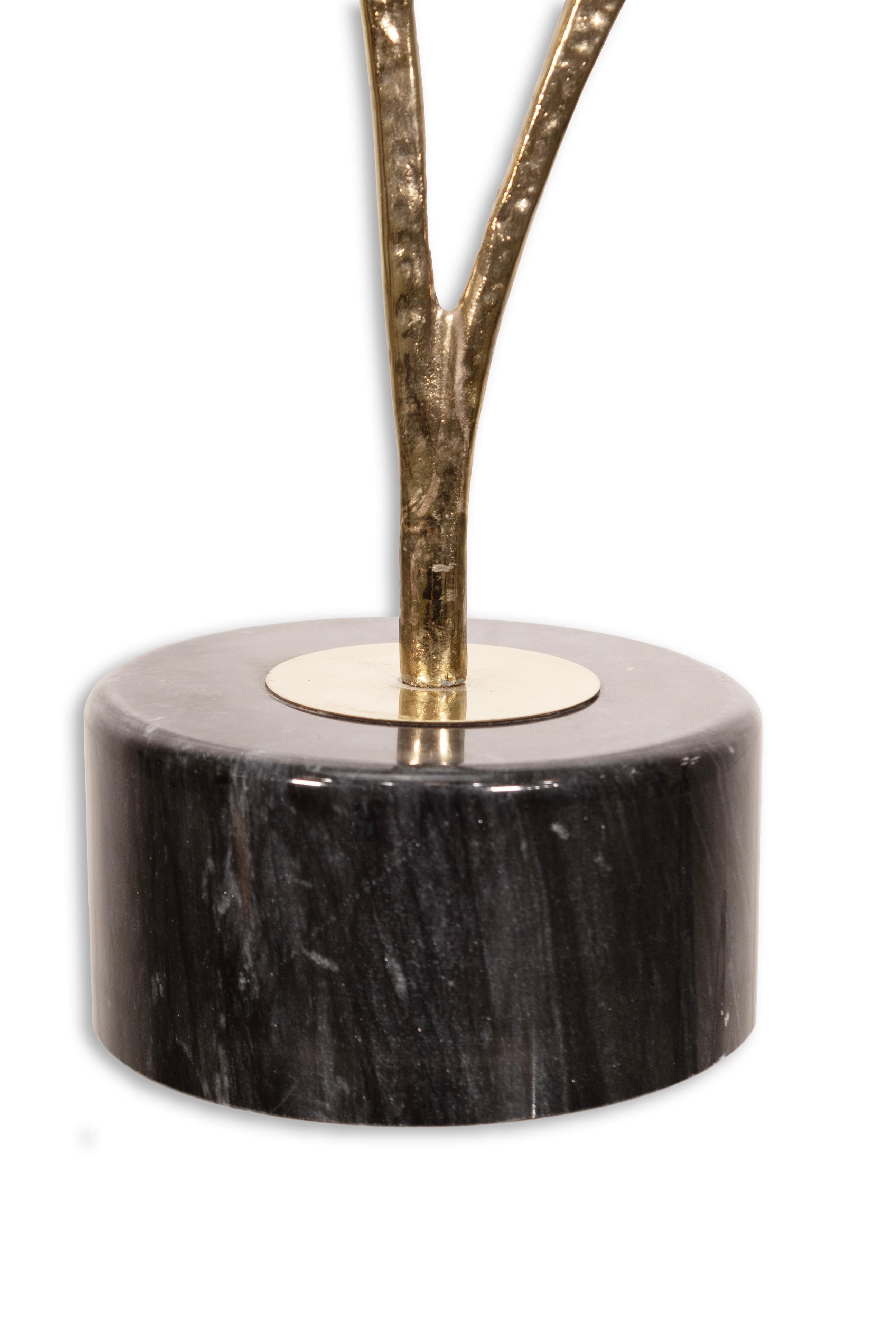 Cervo di Curtis Jere in ottone su base di marmo Scultura da tavolo moderna del Medioevo in vendita 1