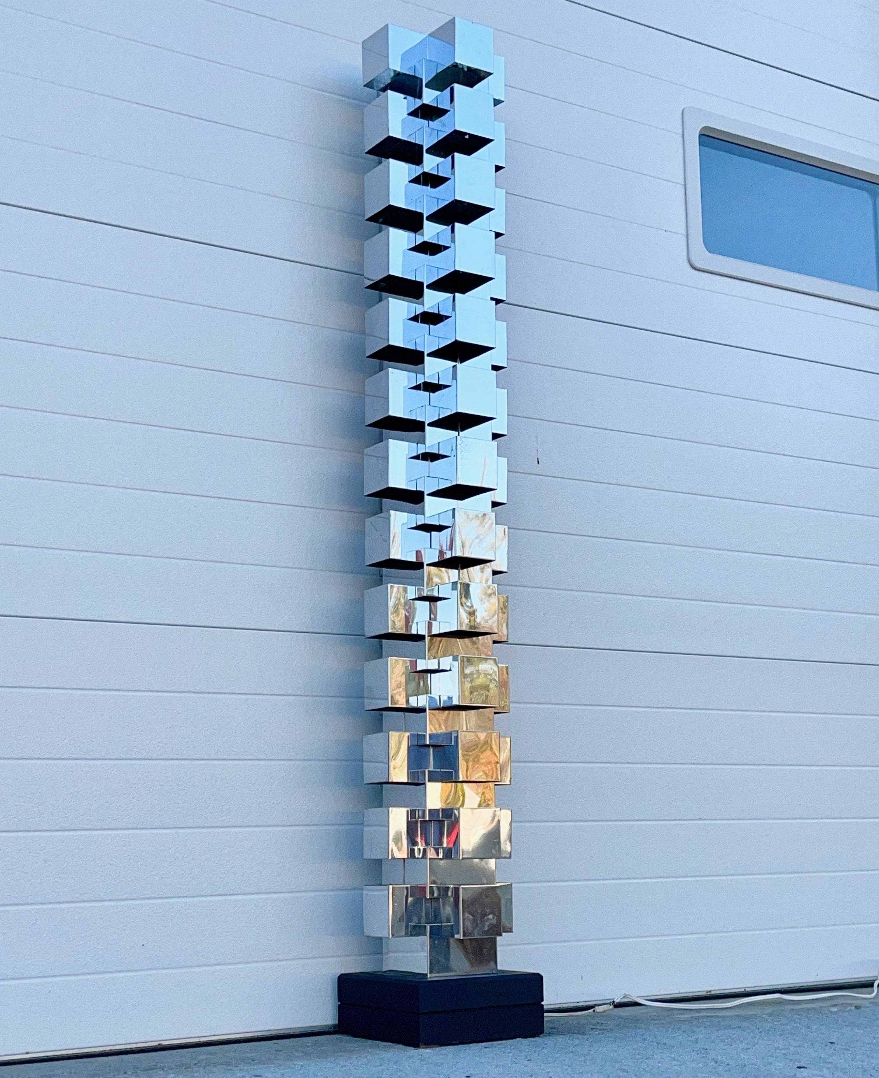 Curtis Jere Geometric Polished Stainless Skyscraper Floor Lamp In Good Condition For Sale In Hanover, MA