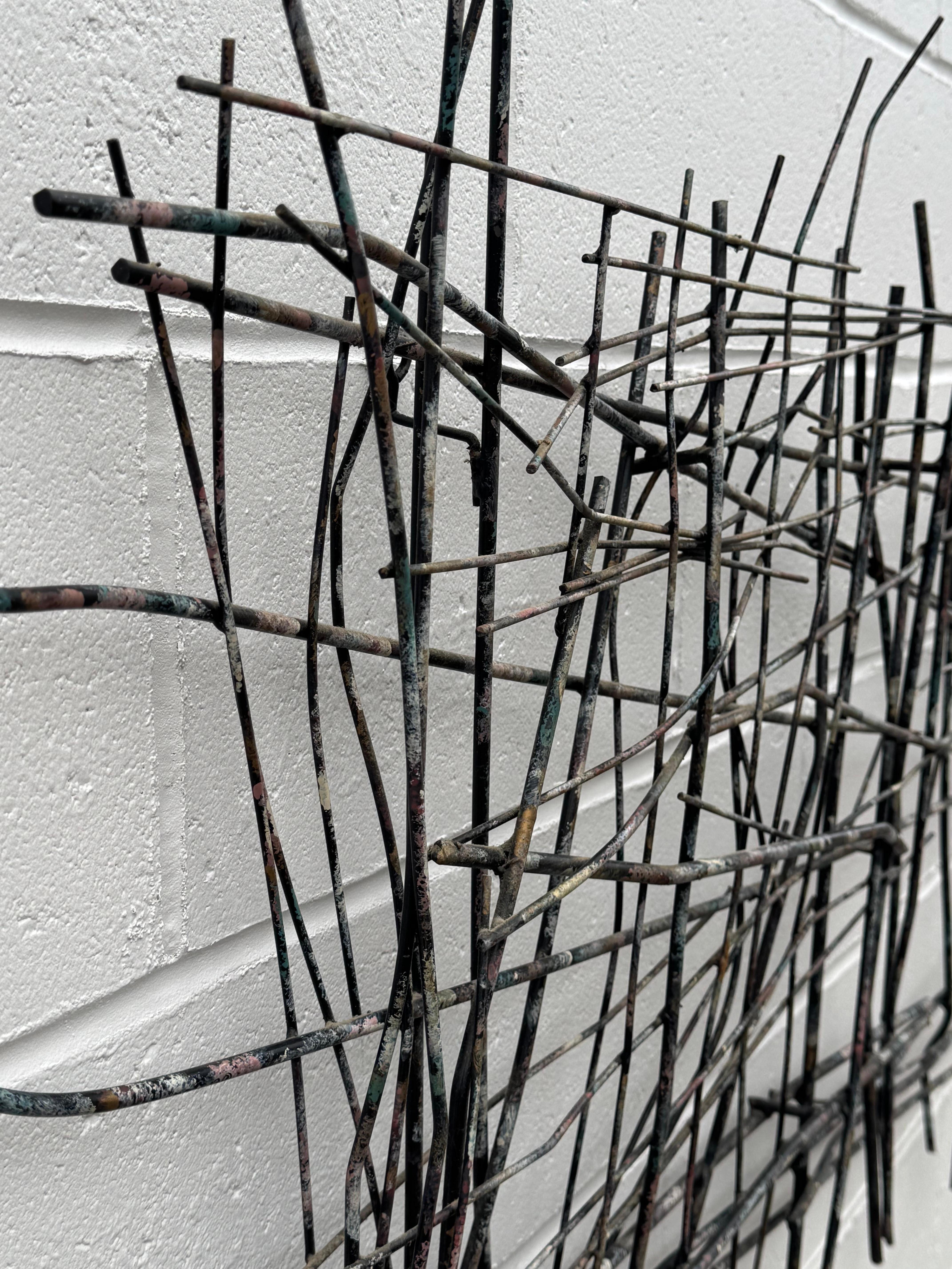 Curtis Jeré MCM Abstract Iron Rod Wire Wall Sculpture Applied Multi-Color Paint in vendita 4