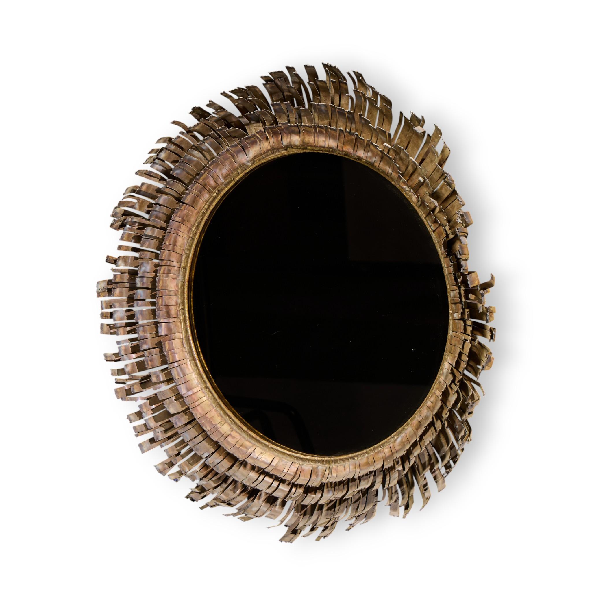 Mid-Century moderno Curtis Jere, specchio brutalista di metà secolo in rame e ottone con ciglia in vendita