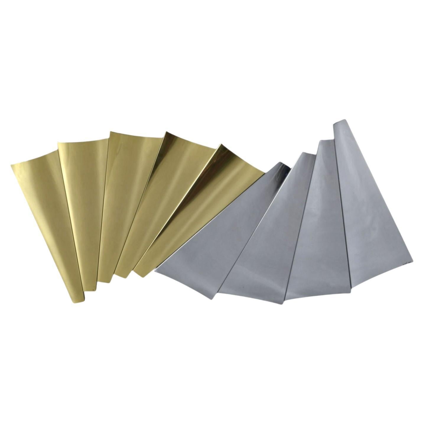 Curtis Jere Outfold Silber- und Goldwellen-Wandskulptur Vintage 1985 im Angebot