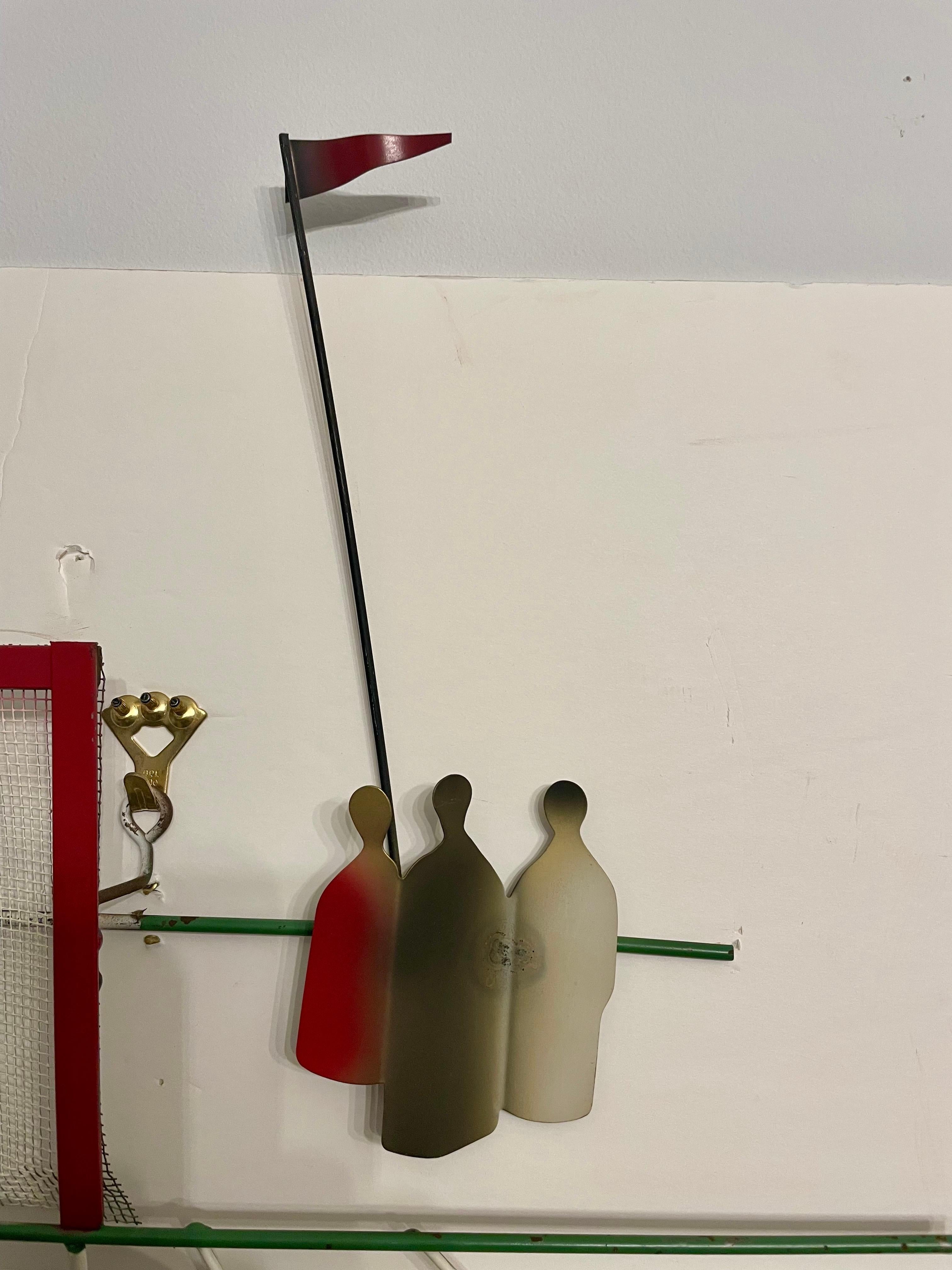 Acier Curtis Jere Pop Art  Sculpture murale de ballon de football 1987 en vente