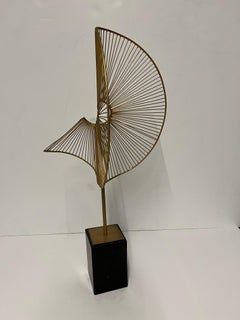 Scultura Helix Spiral Gild in ottone di Curtis Jere