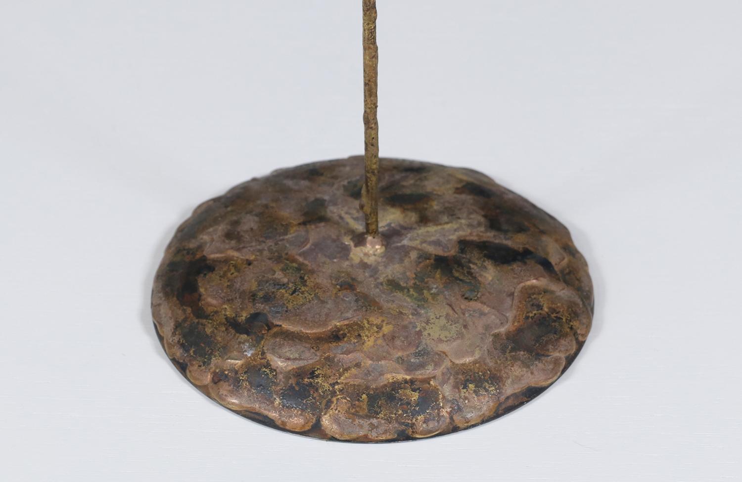 Ottone Specchio di cortesia in ottone a raggiera di Curtis Jere per Artisan House in vendita