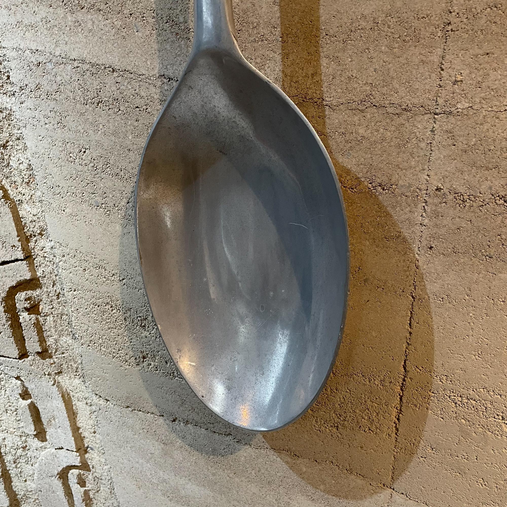Featuring from 1979 Pop Art Curtis C. Jere giant kitchen utensil series: Curtis C Jere wall sculpture gigantic spoon
Unmarked No label present.
Measures: 46.75 T x 10.5 x 2.5 D
Retains original white wall bumpers on back.
Preowned unrestored