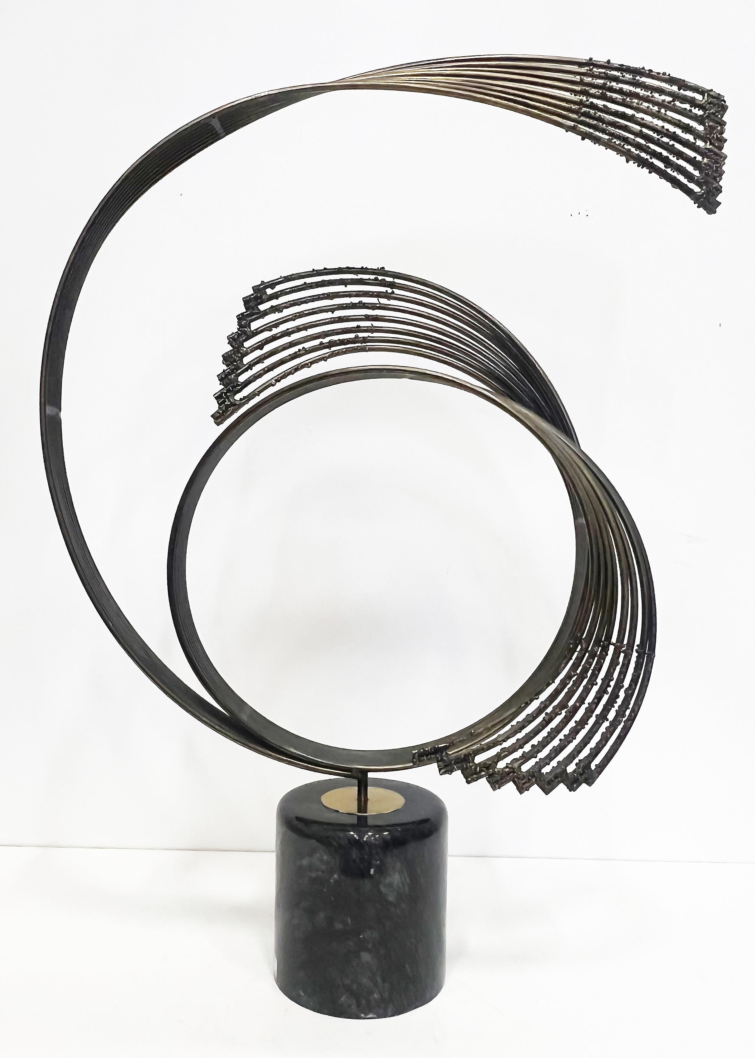 Scultura brutalista di Curtis Jere 