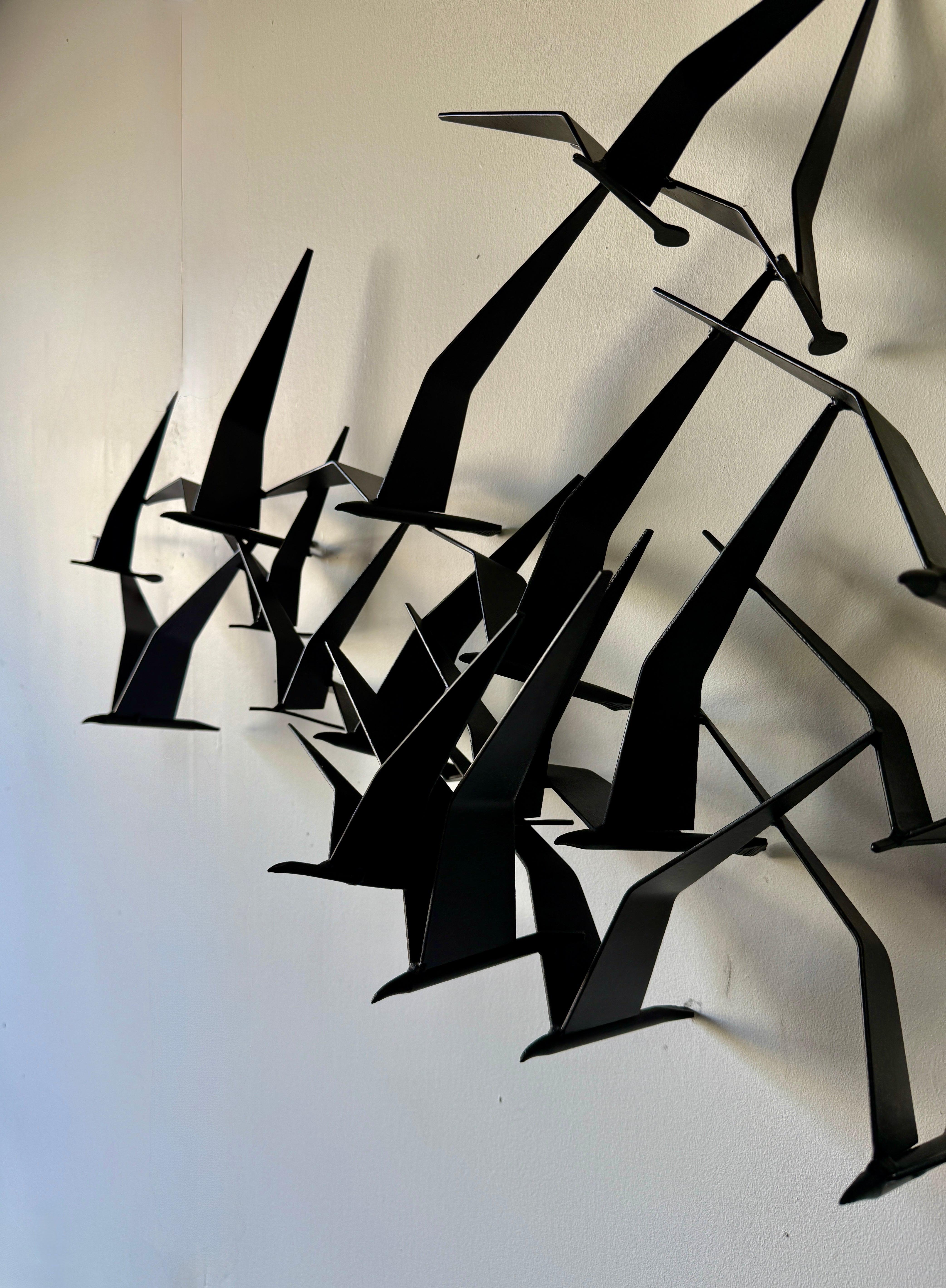 Metà XX secolo La scultura murale Birds in Flight di Curtis Jere
