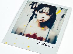 The Beef Sisters - Mika - Polaroid uniche - Contemporanea, Gioventù, Fotografia