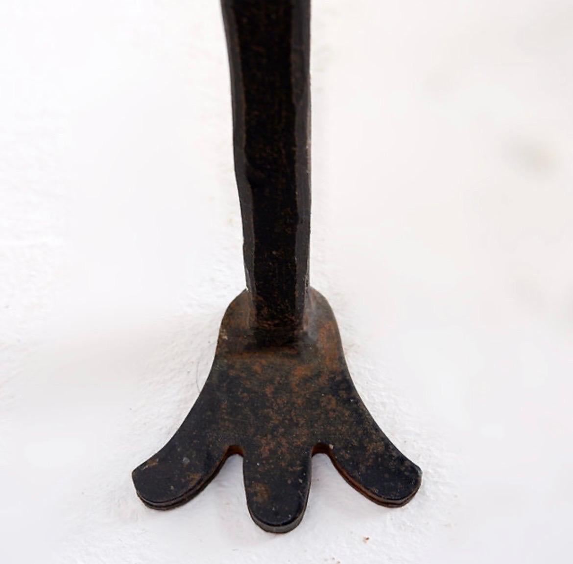20th Century Curule armchair in wrought iron and leather For Sale