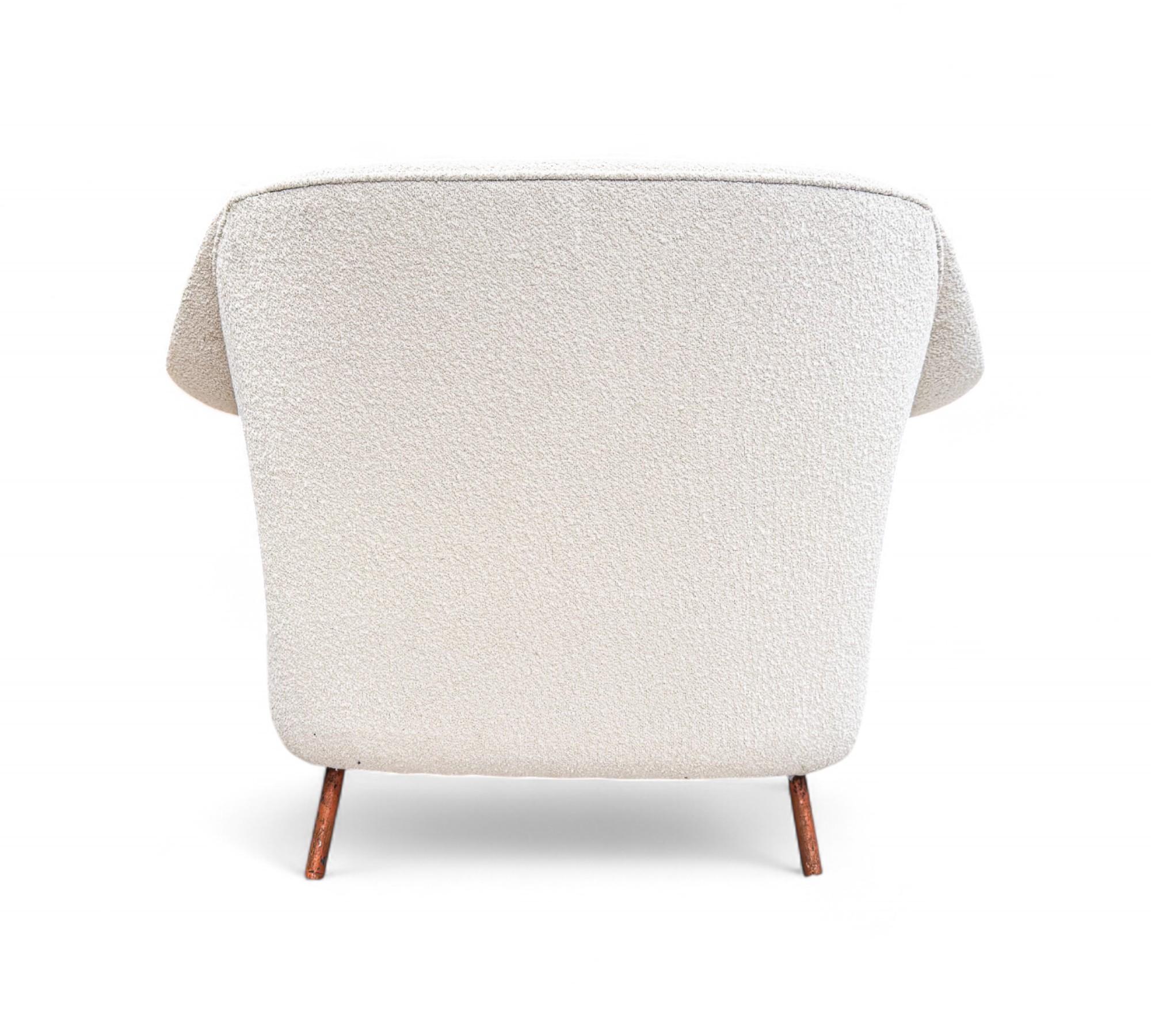 Brazilian Curva Armchair with Tubular Legs in Boucle, Joaquim Tenreiro, 1960 - Lot 760 For Sale