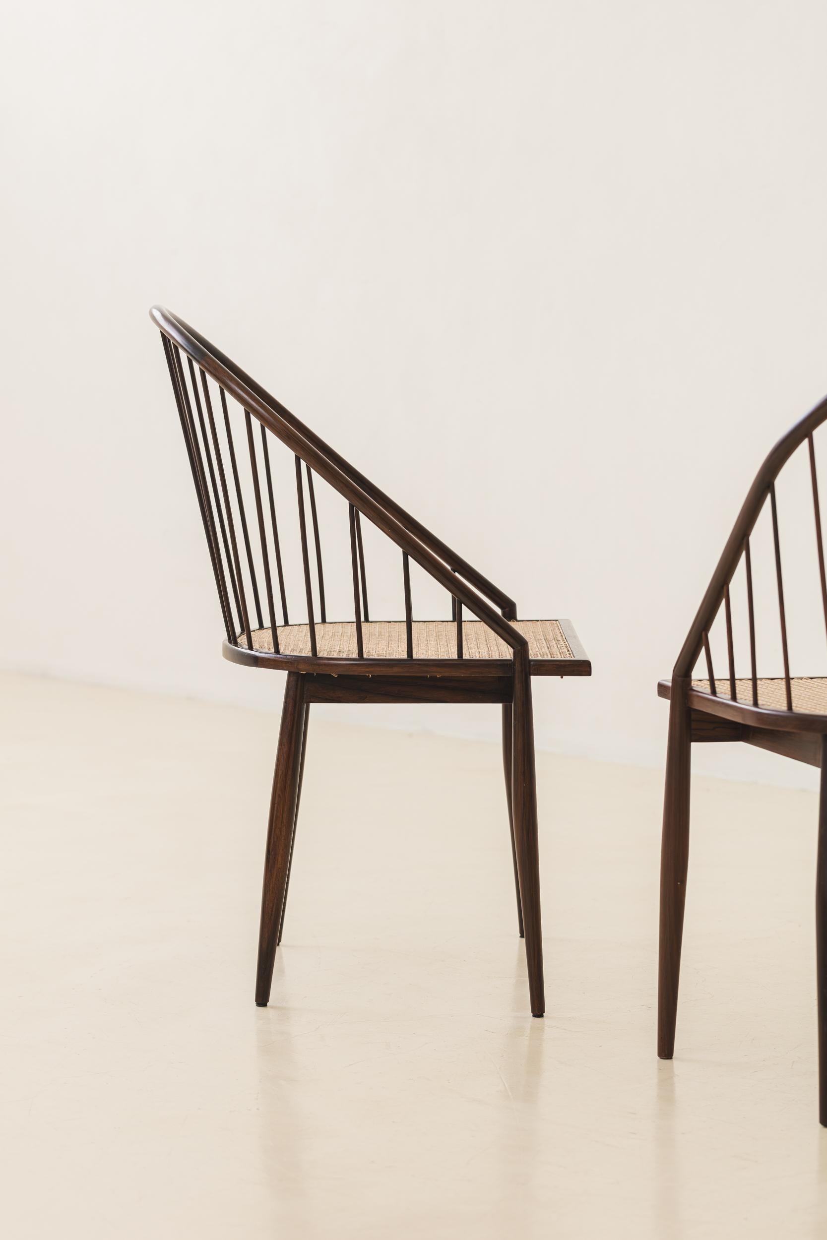 Curva Chair by Joaquim Tenreiro, 1960s, Brazilian Midcentury Design For Sale 1