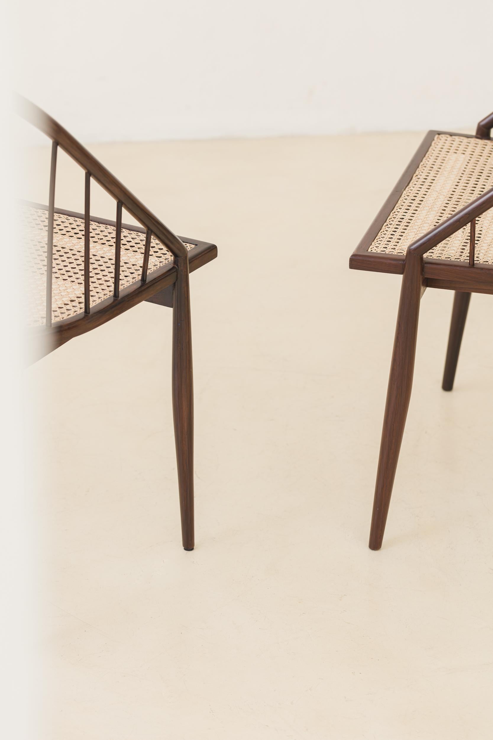 Curva Chair by Joaquim Tenreiro, 1960s, Brazilian Midcentury Design For Sale 3