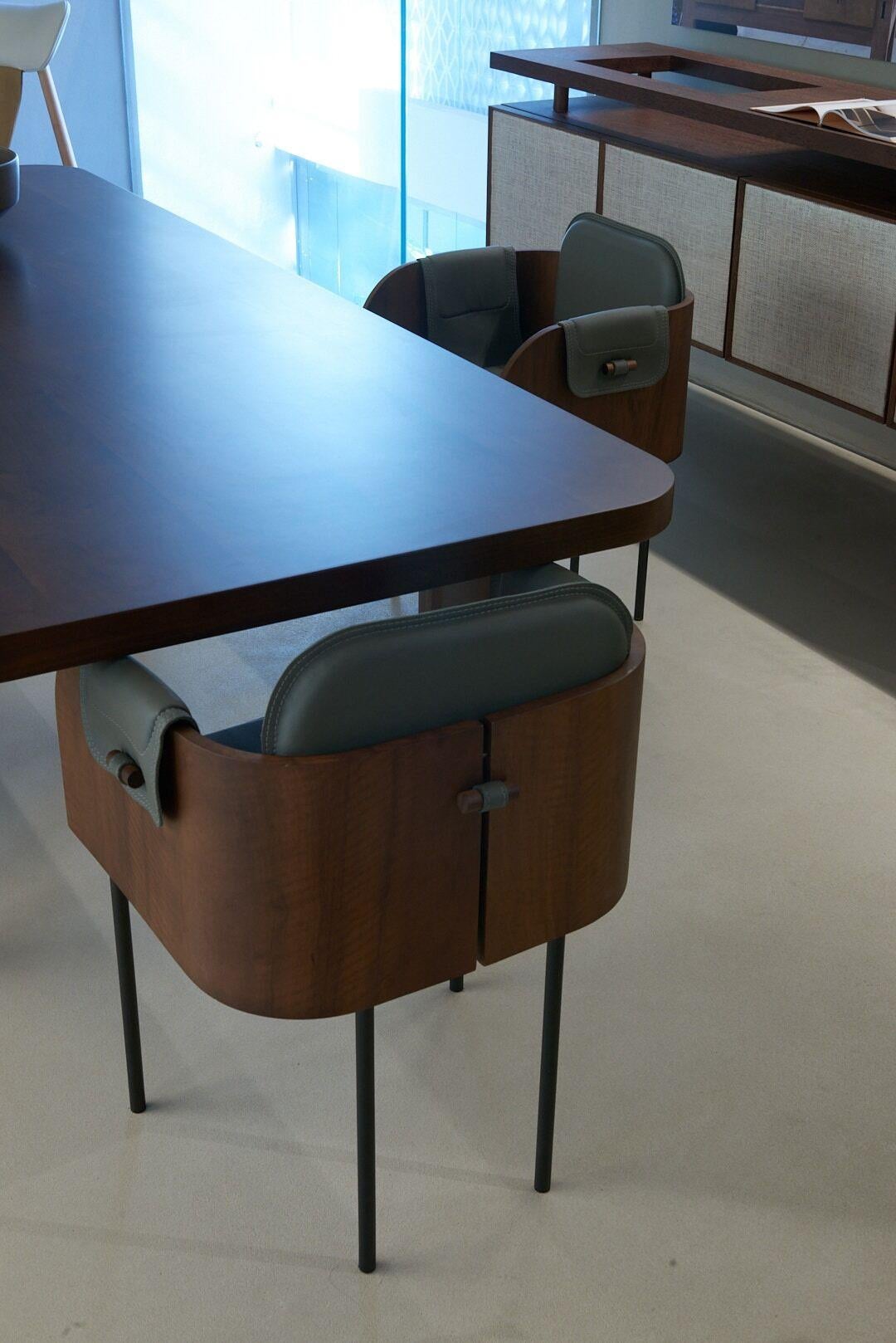 Curva Chair by +55design – Modern Wood and Leather Armchair with Geometric Form For Sale 4
