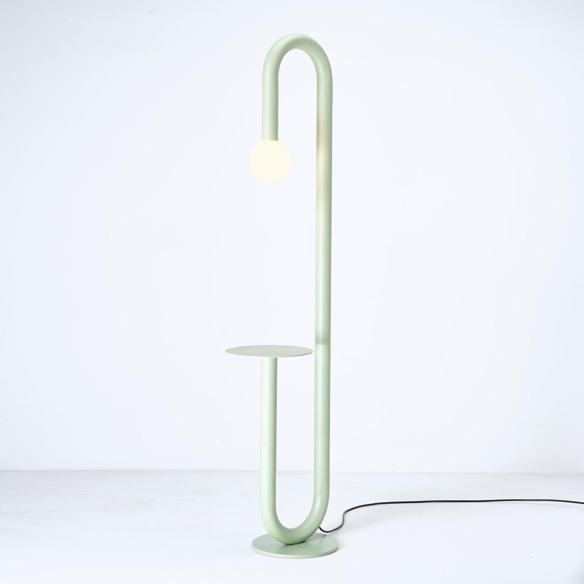 Modern Curva Floor Lamp by Cultivado Em Casa For Sale