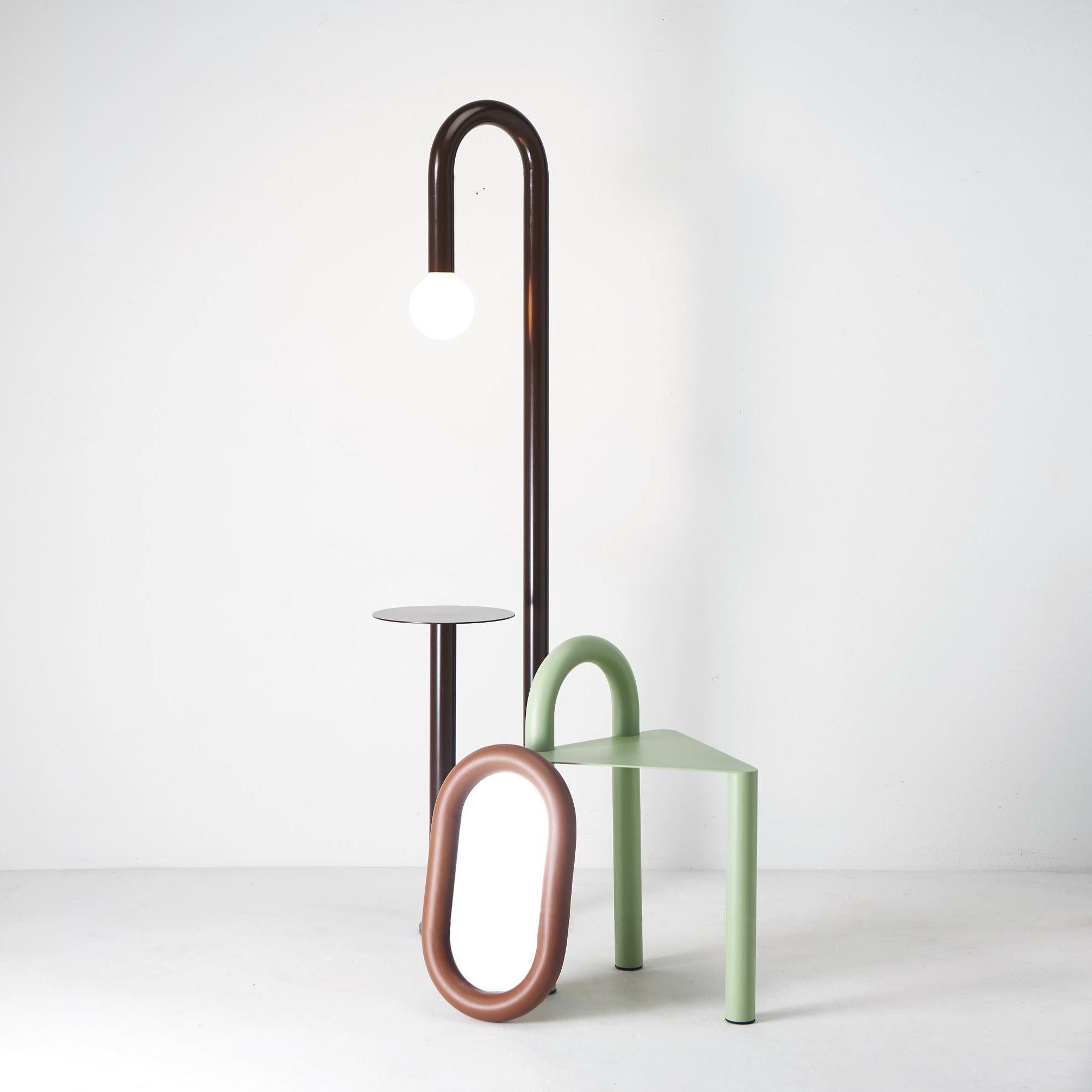 Lámpara de pie Curva by Cultivado em Casa en Nuevo estado para la venta en Geneve, CH