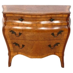 Curvaceous Italian Burlwood Bombe-Truhe aus Wurzelholz