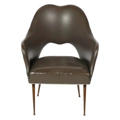 Fauteuil de salon italien curviligne du milieu du siècle dernier