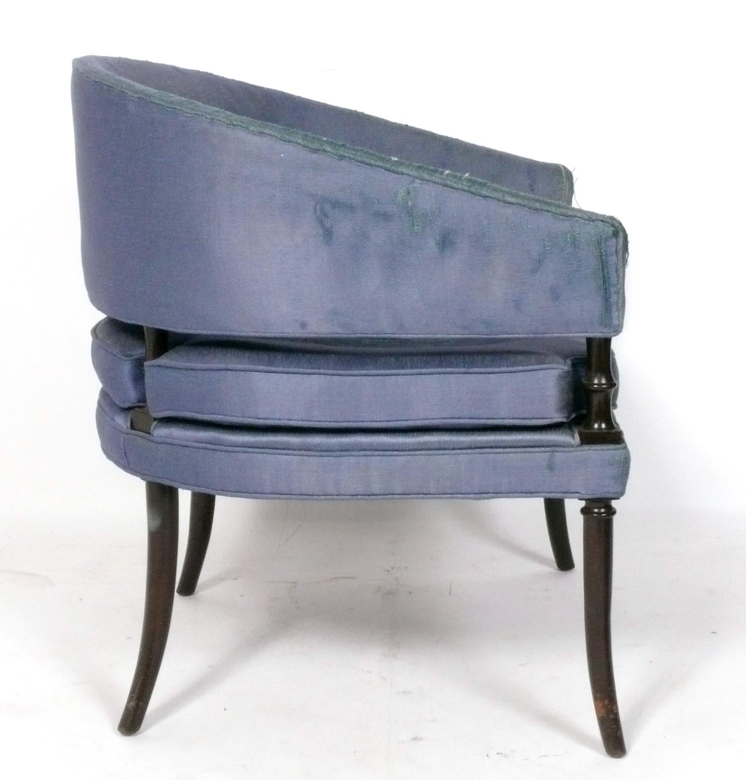 Mid-Century moderno Sedia da salotto curva di Tommi Parzinger in vendita