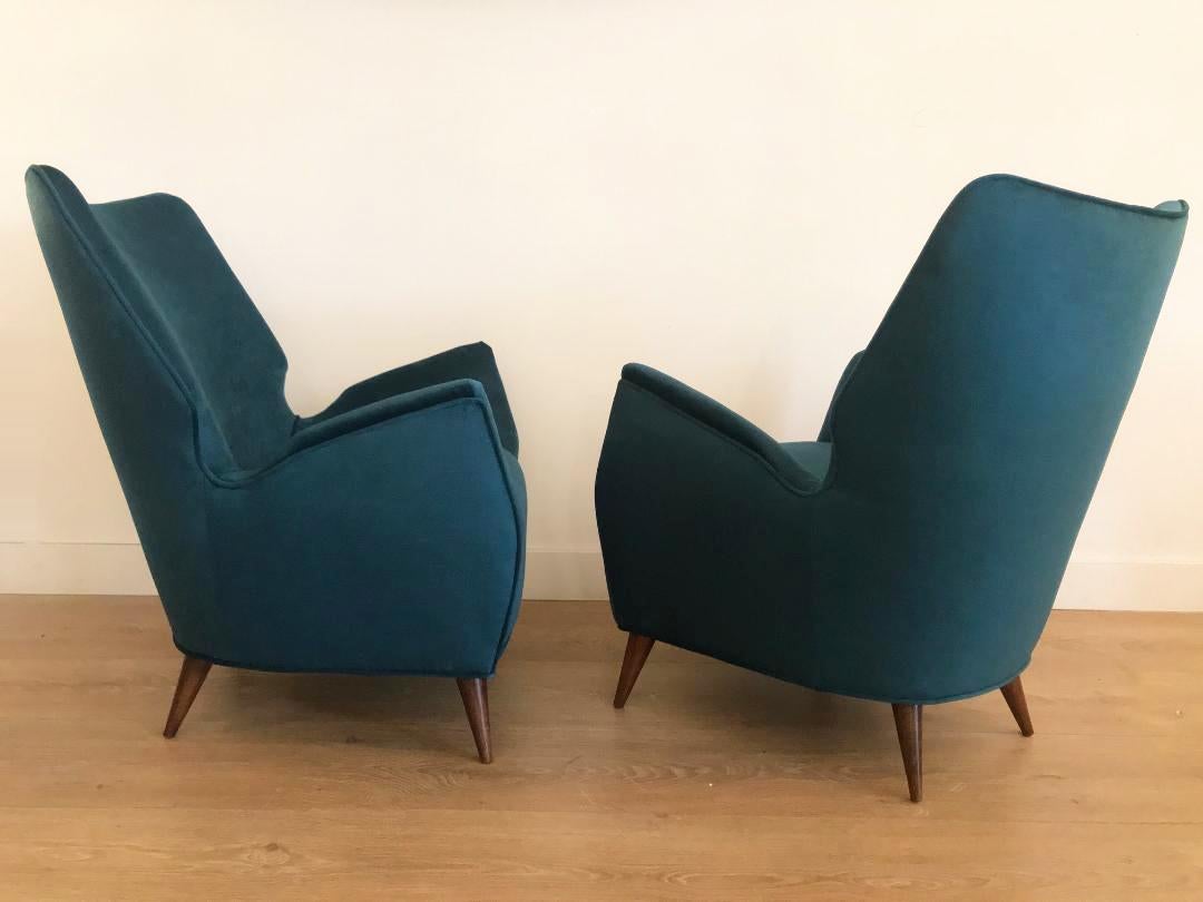 Mid-Century Modern Italian Low Club Chairs In Excellent Condition In Miami, FL