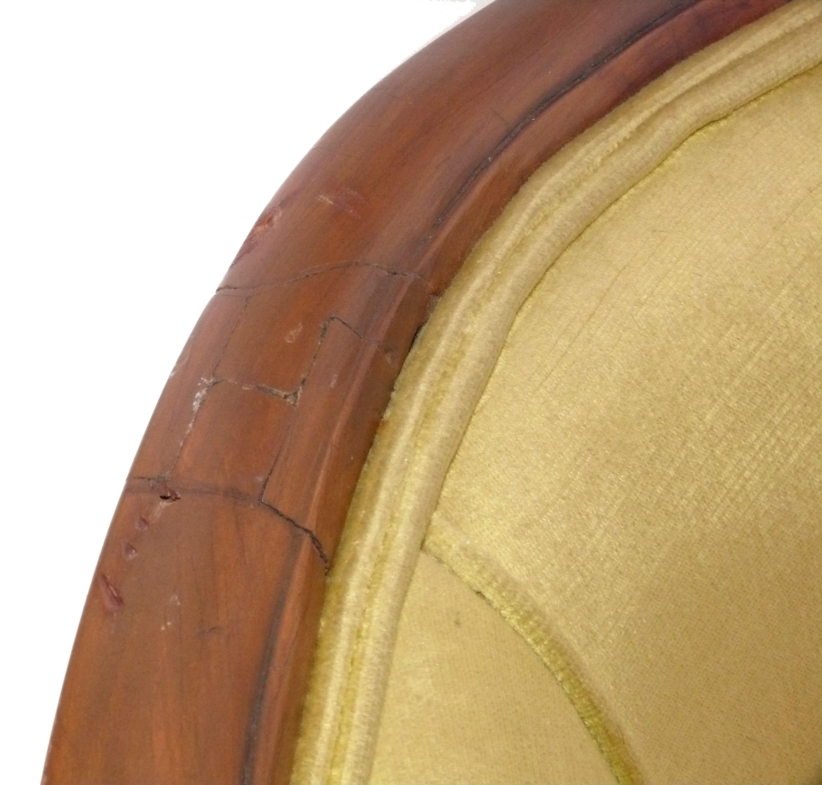 Milieu du XXe siècle Canapé ou sofa de style Regency en velours jaune Goldenrod 72 