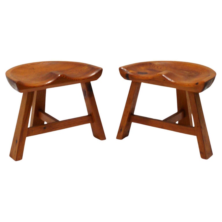 Curvaceous Tripod Stools For Sale at 1stDibs