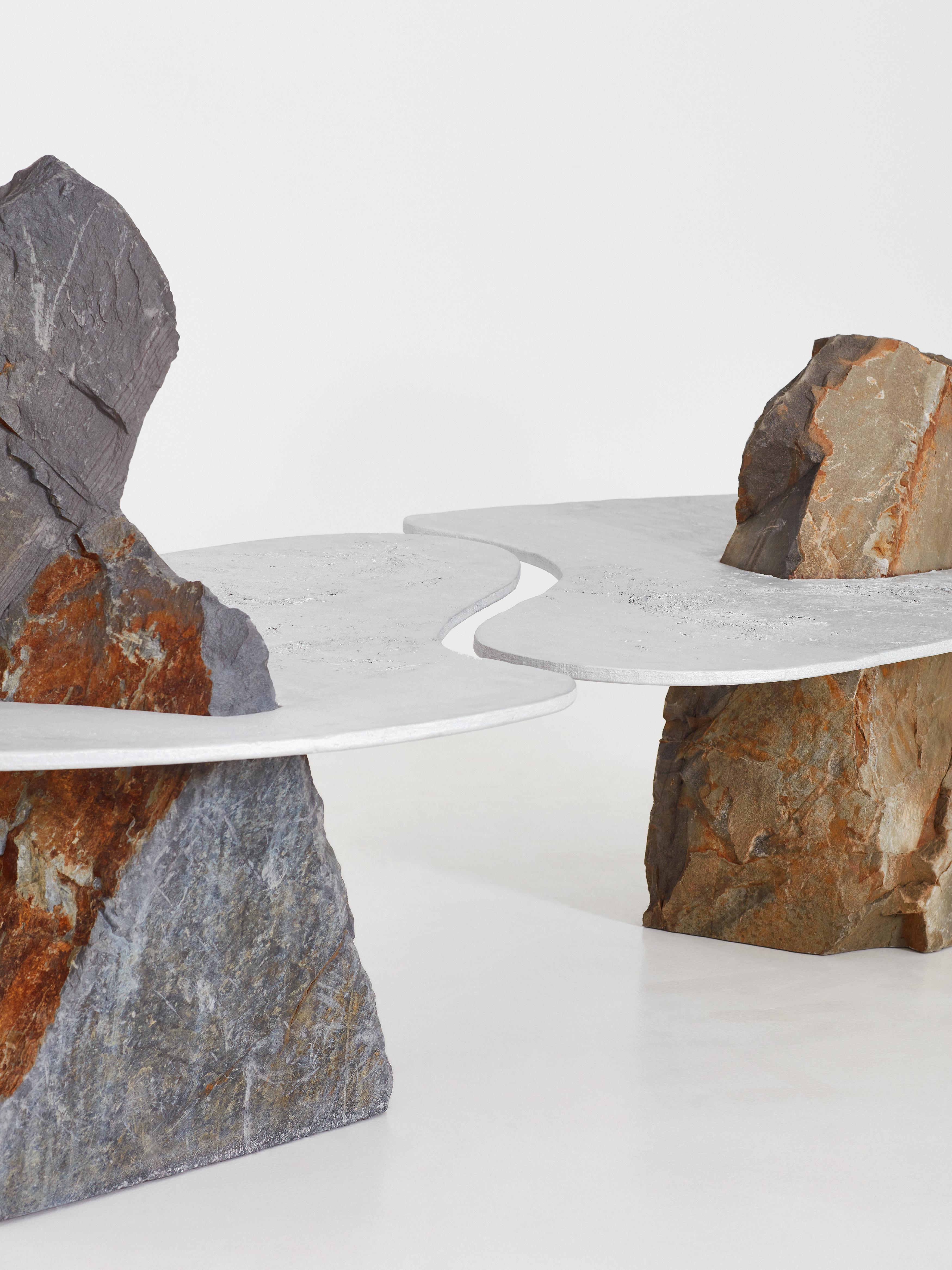 Sudafricano Tavolino da caffè in edizione limitata Curvature of Spacetime in alluminio di Jesse Ede in vendita