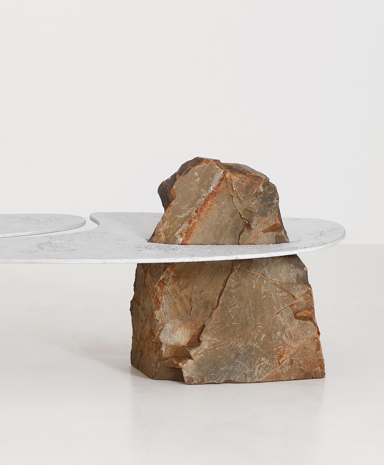 Tavolino da caffè in edizione limitata Curvature of Spacetime in alluminio di Jesse Ede In condizioni Nuovo in vendita a Geneve, CH