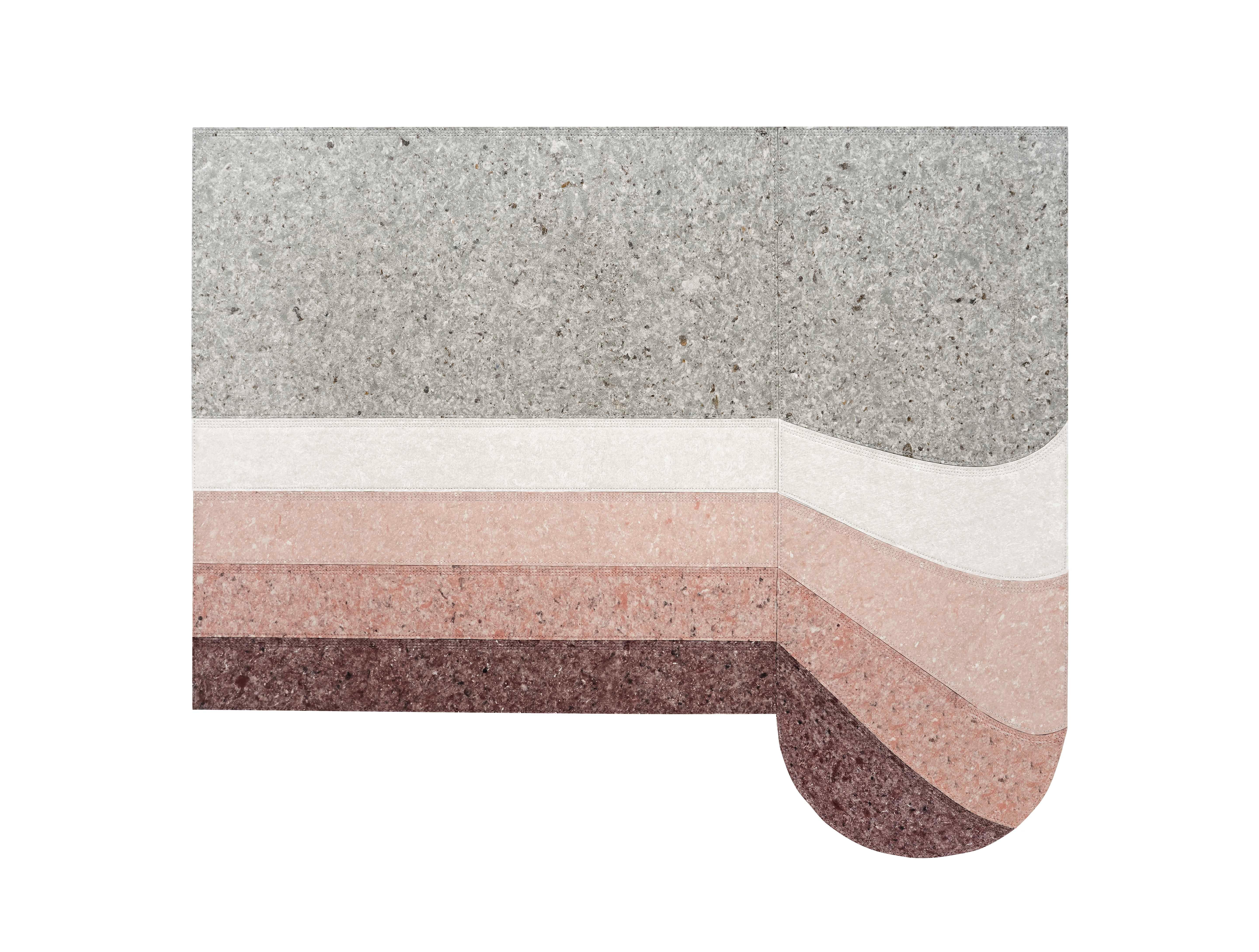 Curve Burgundy Nuances Rug by Gandia Blasco In New Condition For Sale In Geneve, CH
