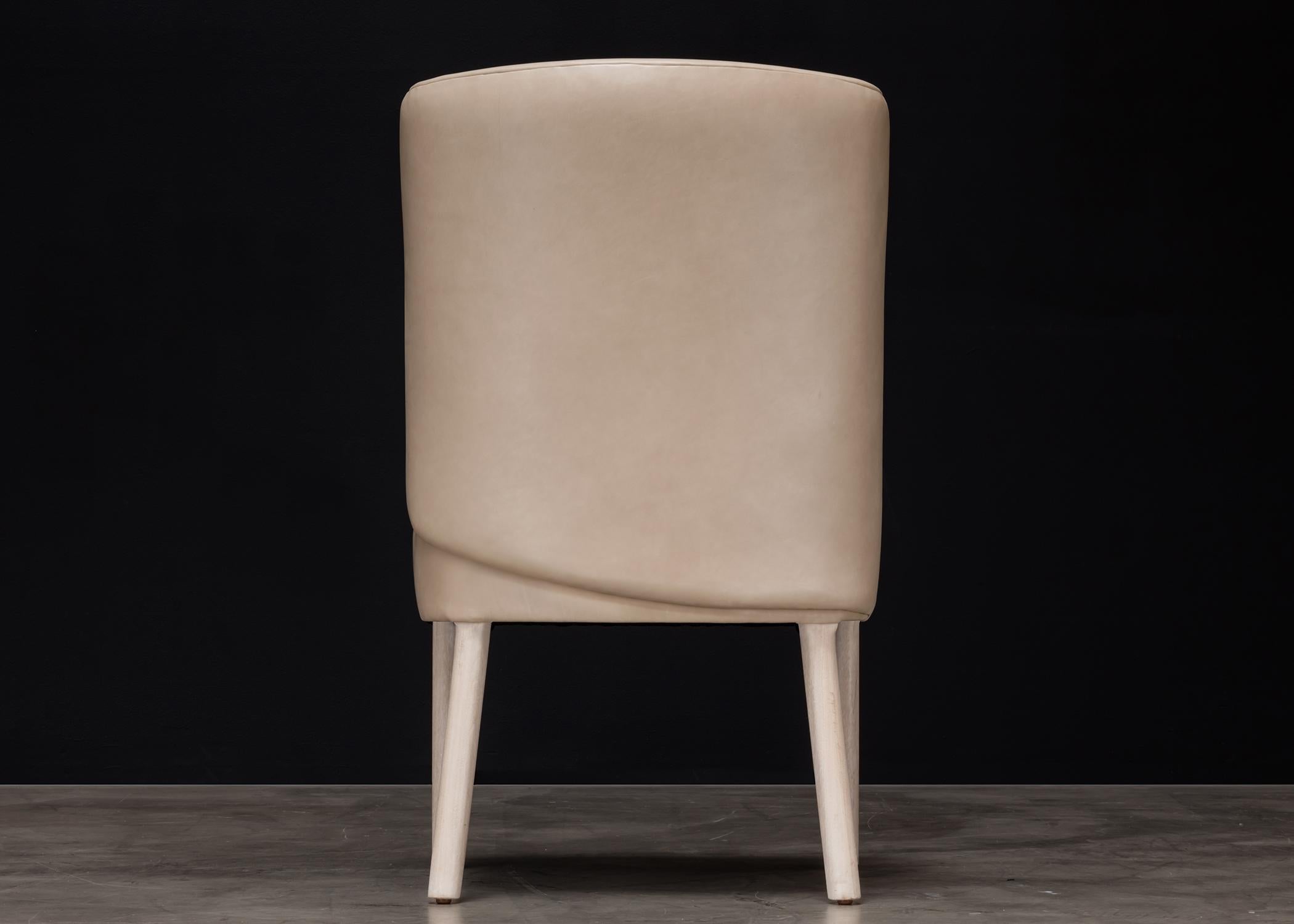 CURVE DINING CHAIR - Modern Sculpted High Back Design in COM In New Condition For Sale In Laguna Niguel, CA