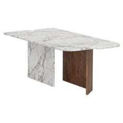 Curve Dinner table in Estremoz White Marble and Natural Walnut feet
