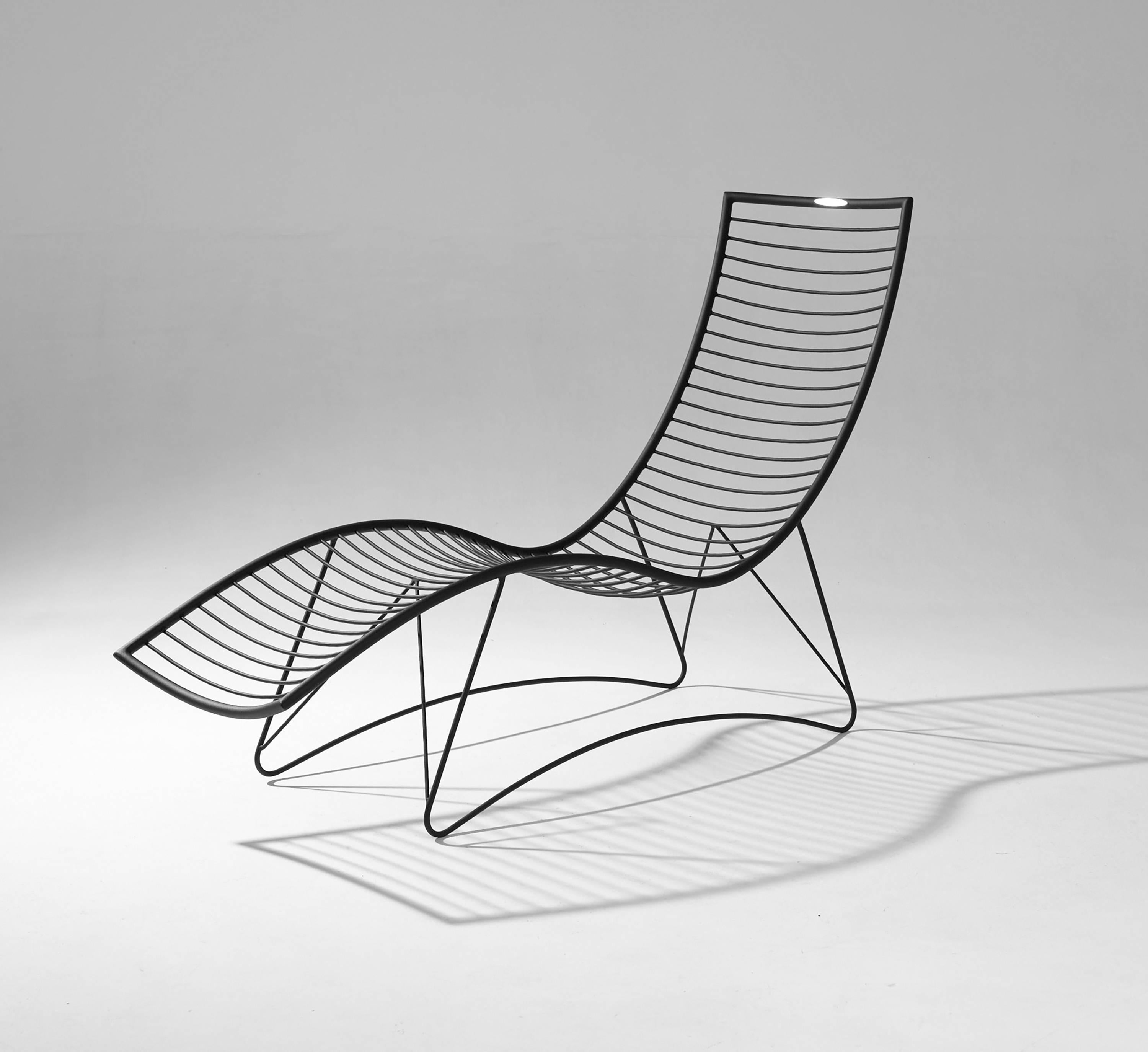 Fauteuil de salon moderne en acier courbé pour l'intérieur et l'extérieur, chaise longue noire, XXIe siècle en vente 5