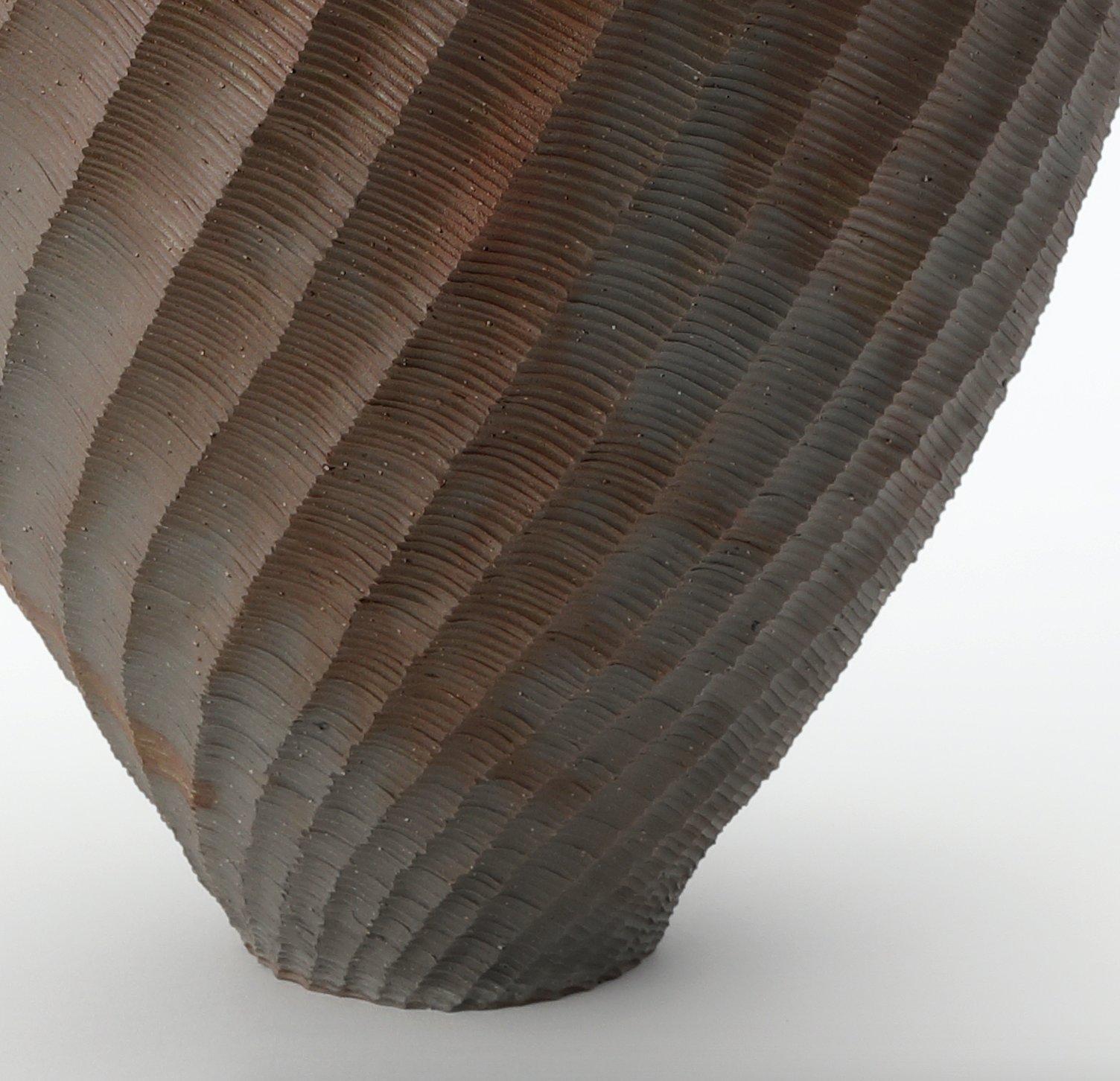 Korean Curve Line Ceramic Vessel, Heeeun Jun For Sale