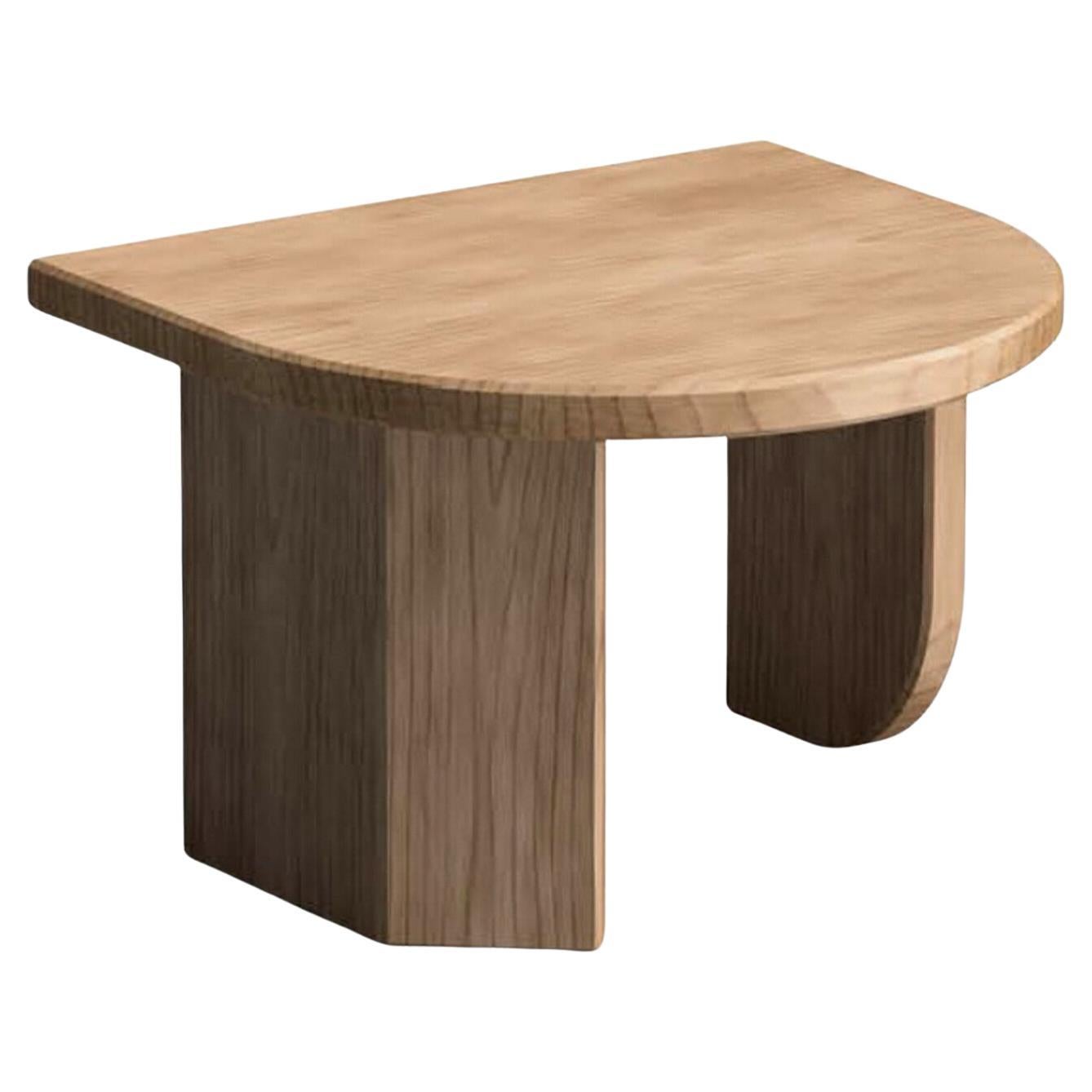 Curve Natural Oak side table For Sale
