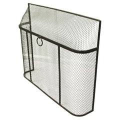 Curve Top Iron Fire Guard The Fire guard is a good quality piece